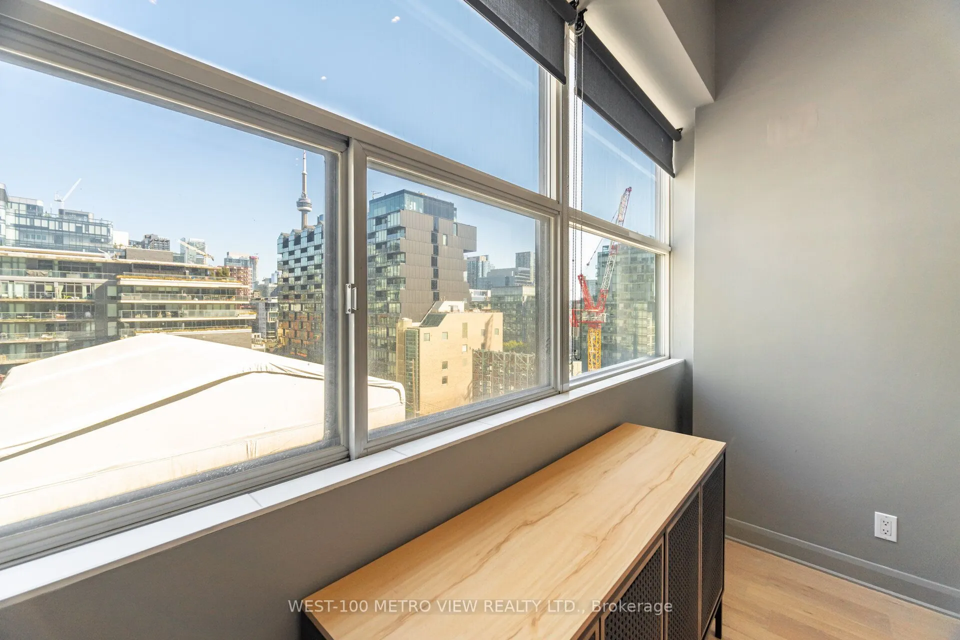 700 King Street W, #710