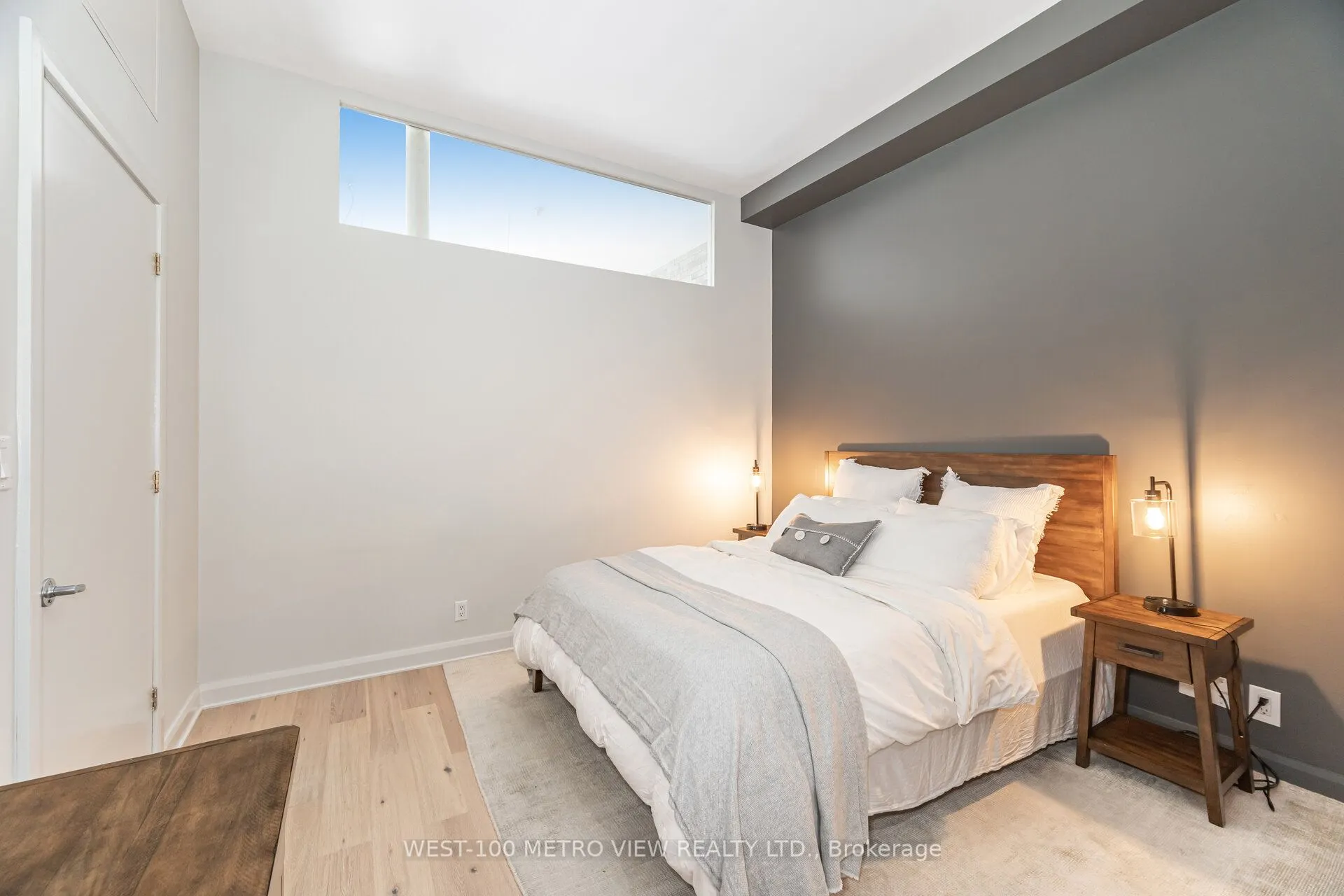 700 King Street W, #710