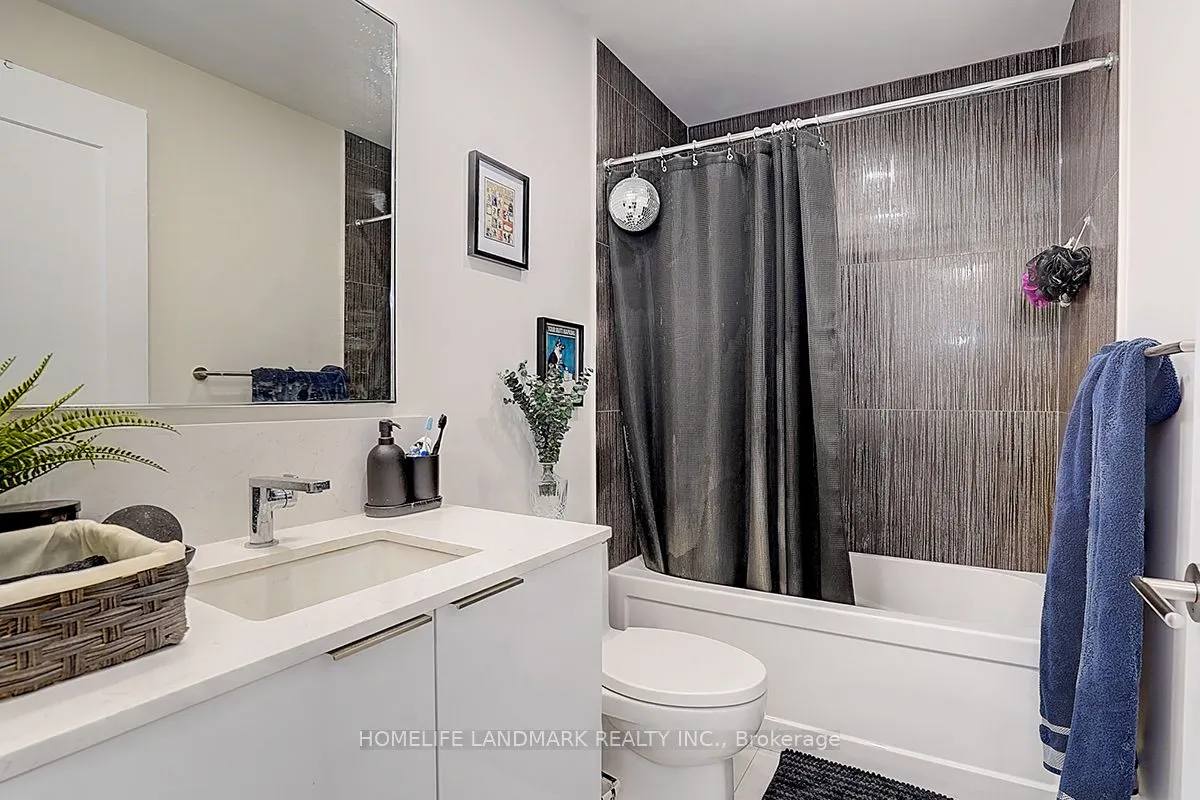 28 Freeland Street, #2707