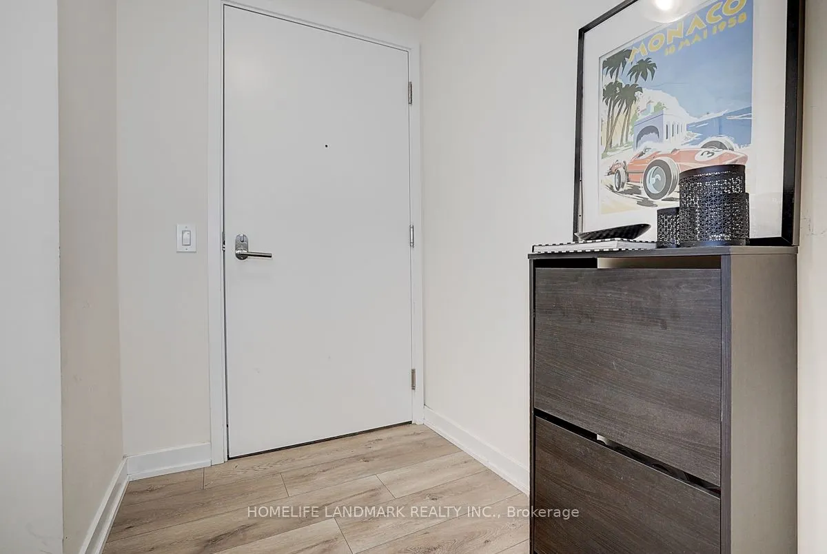 28 Freeland Street, #2707