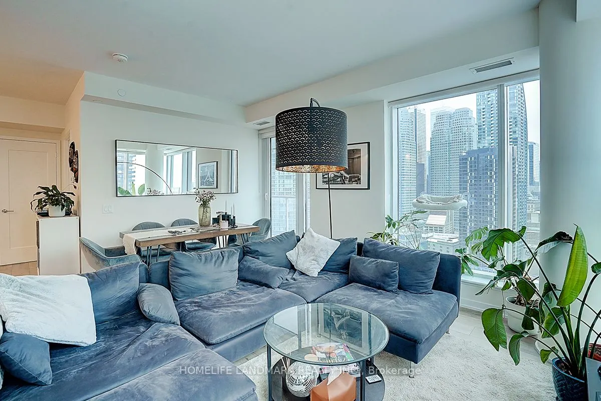 28 Freeland Street, #2707