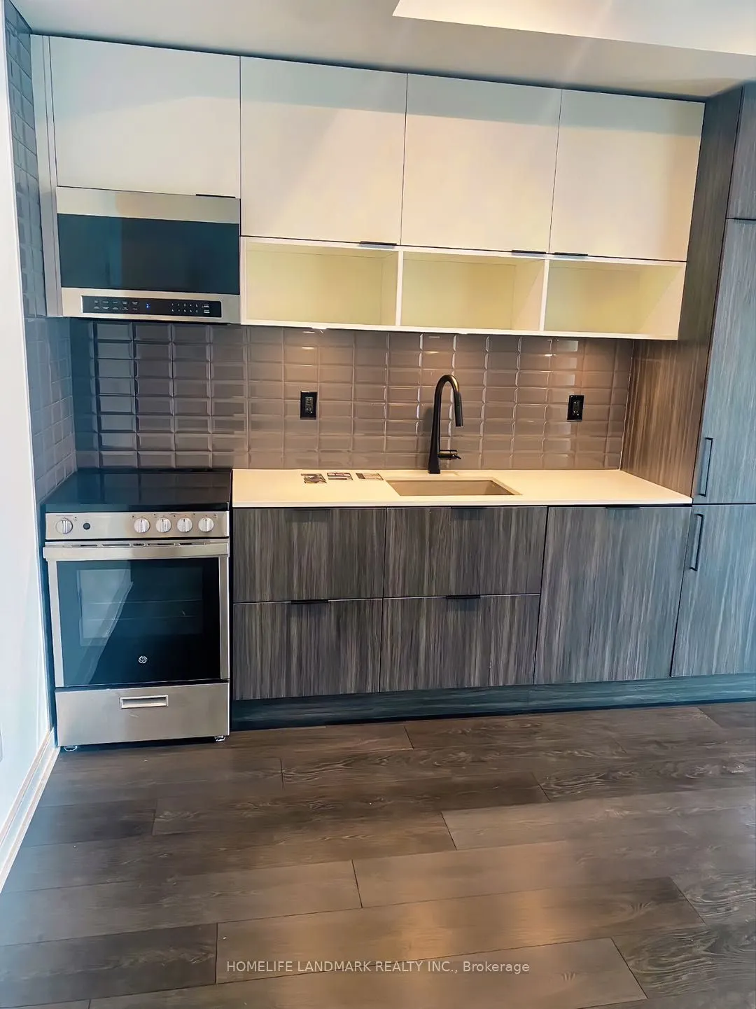 35 Rolling Mills Road, #N1001