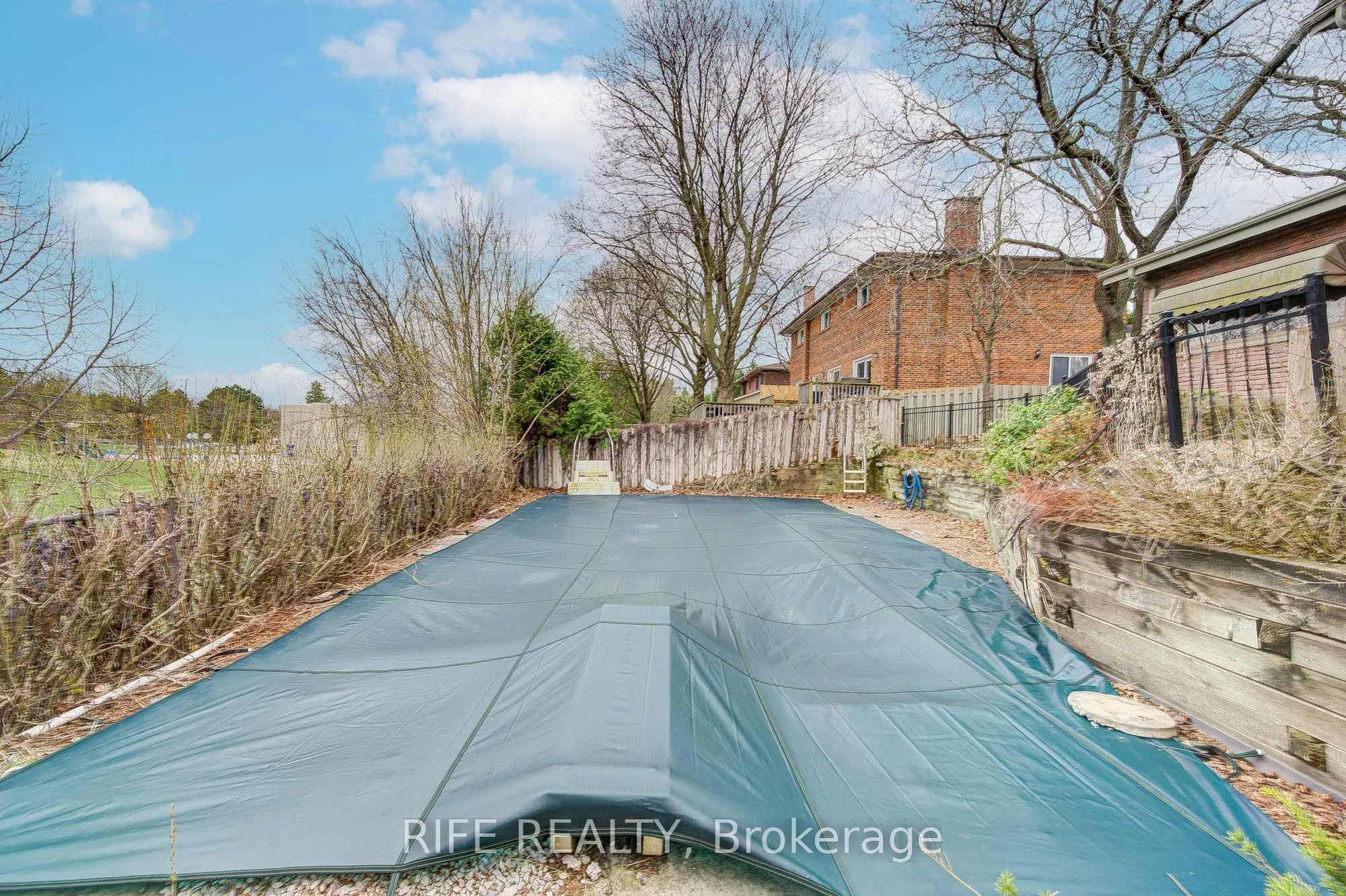 17 Bramble Drive