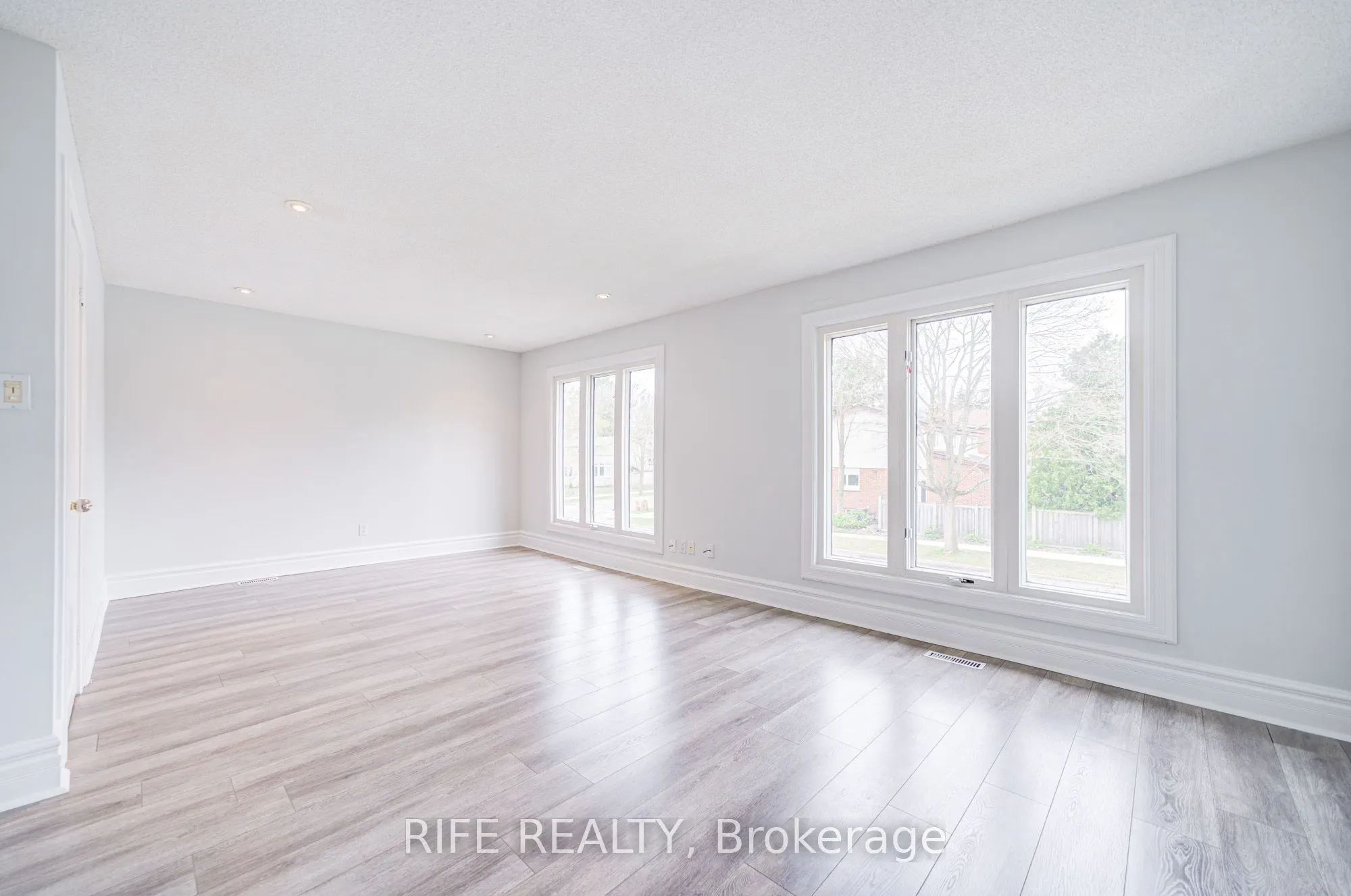17 Bramble Drive