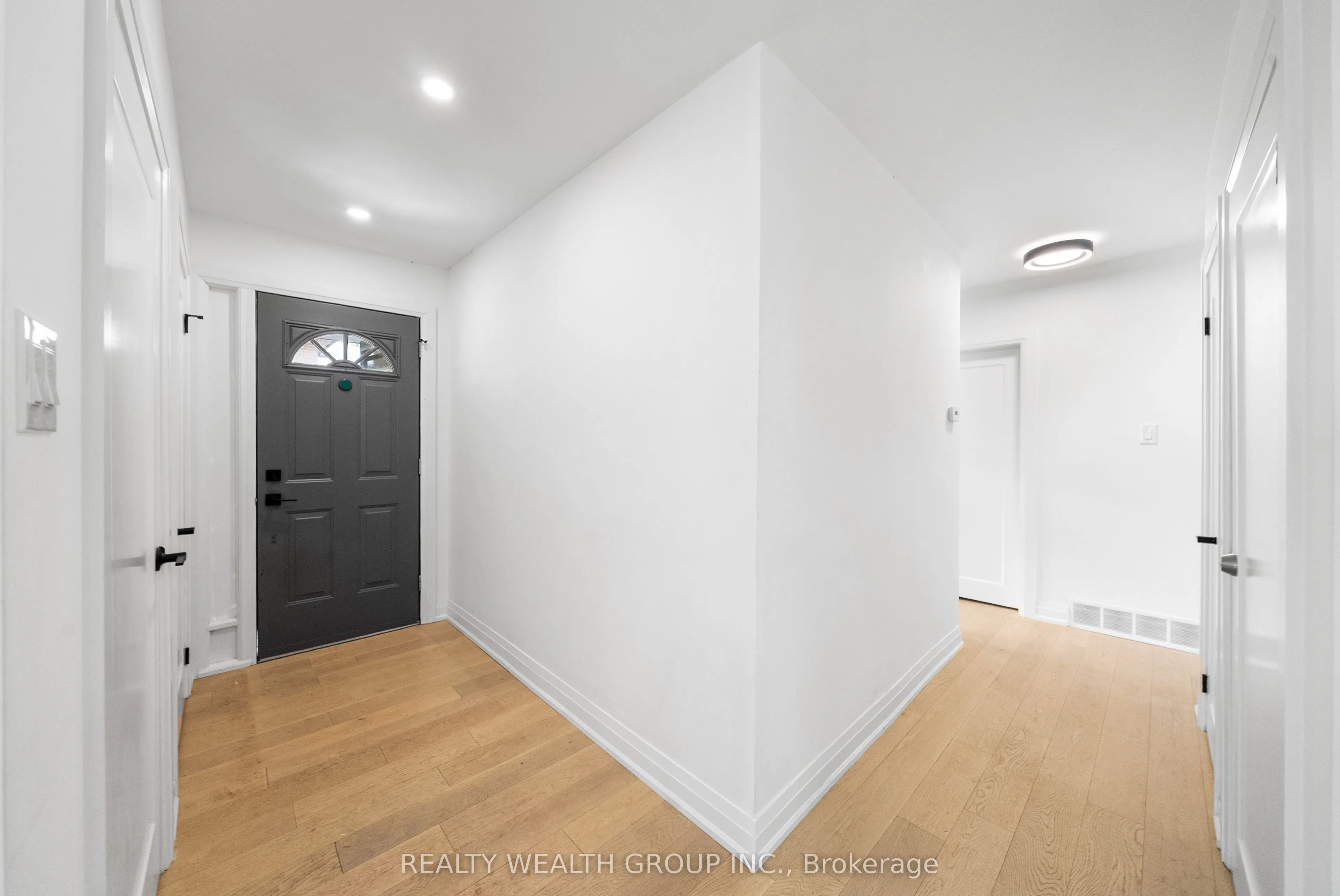 39 Treadgold Crescent