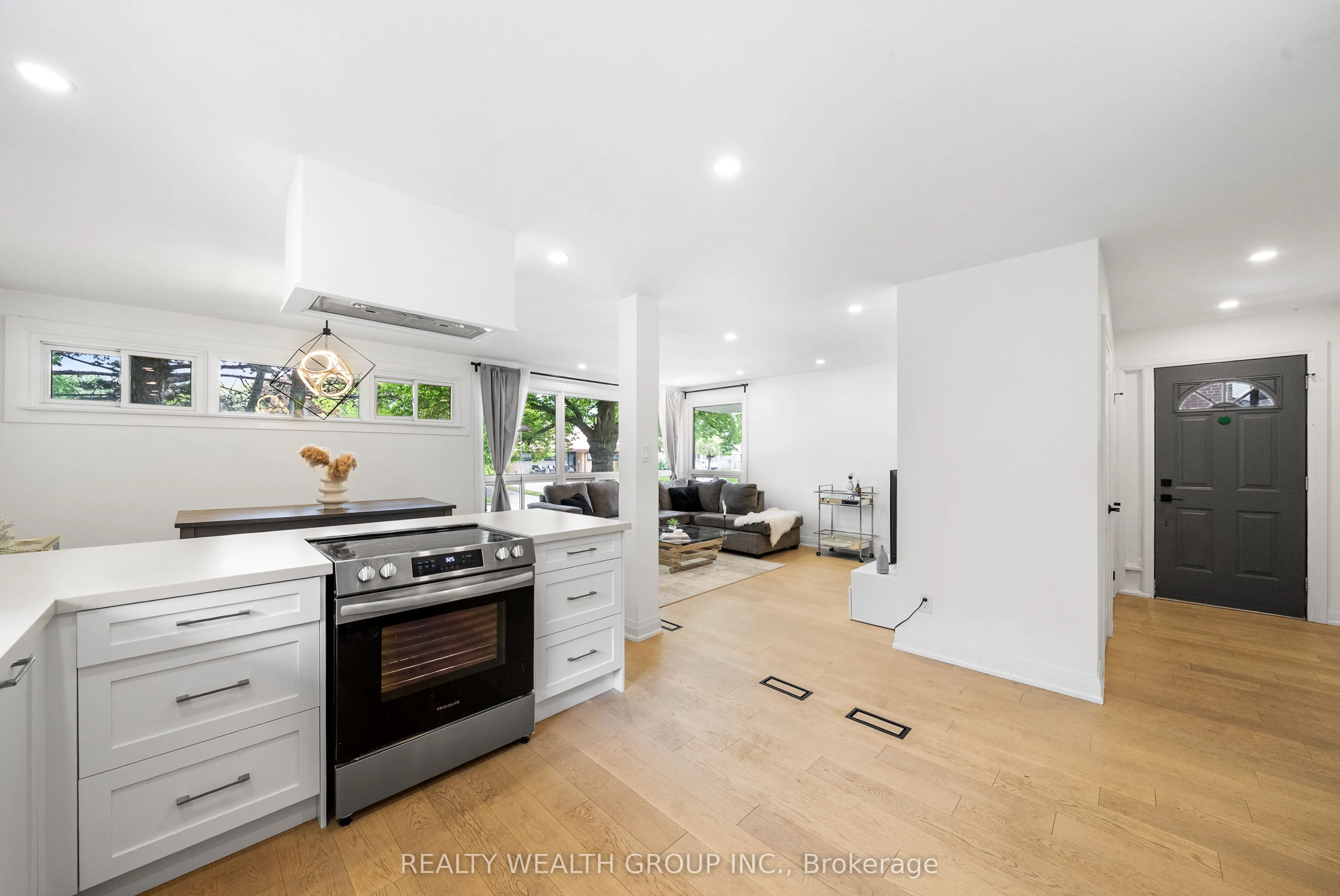 39 Treadgold Crescent