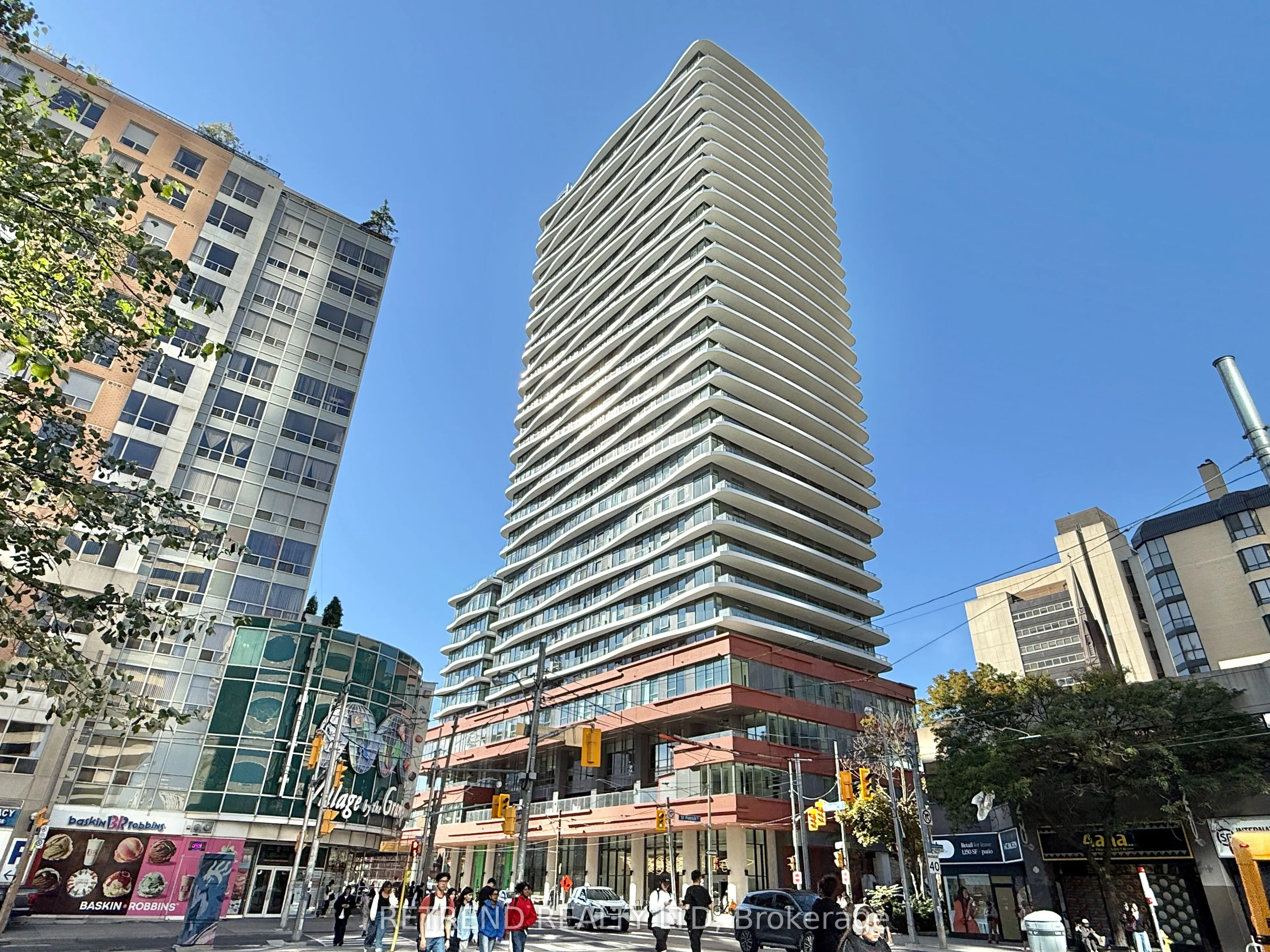 280 Dundas Street W, #1806