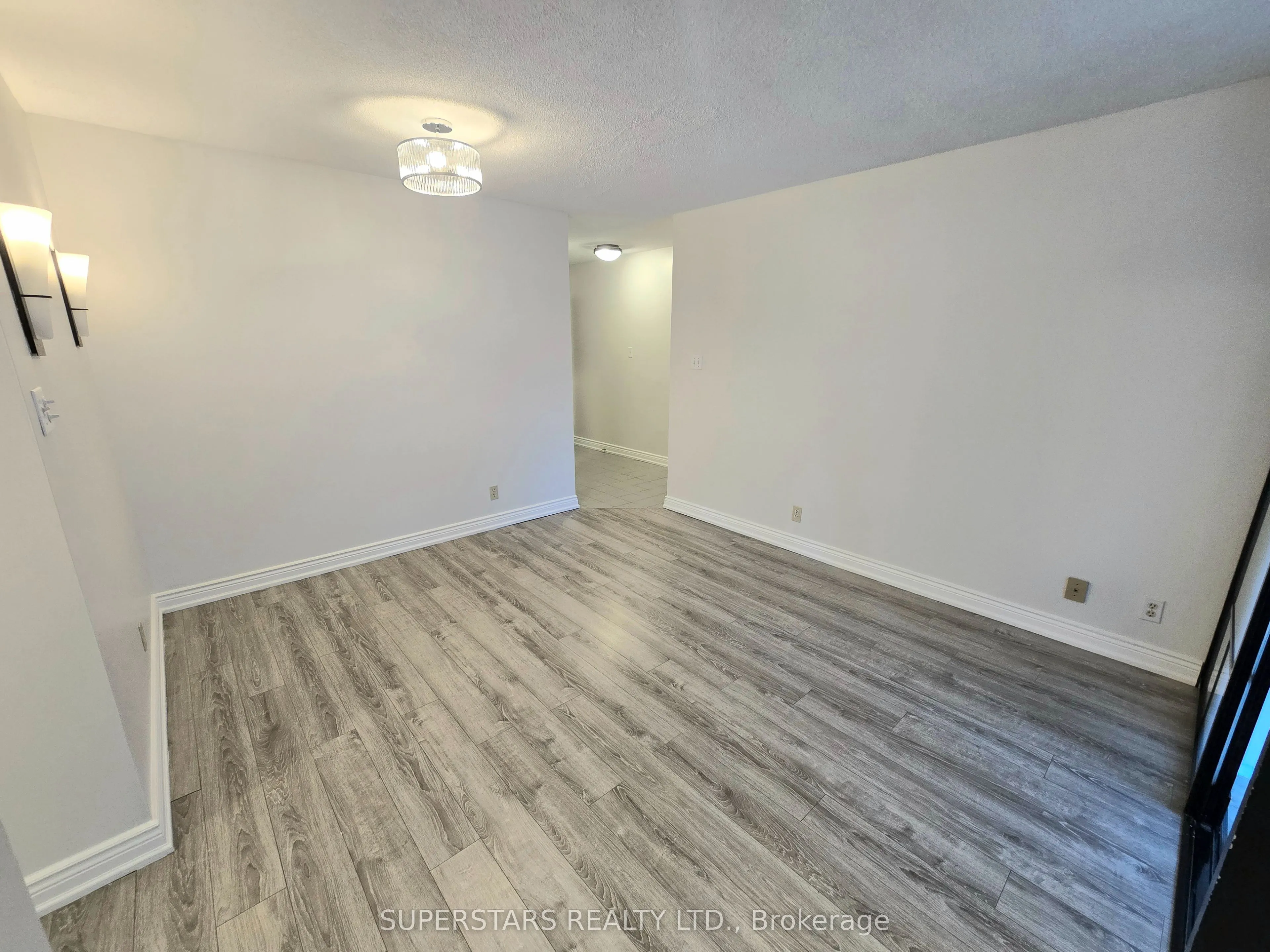 44 Gerrard Street W, #603
