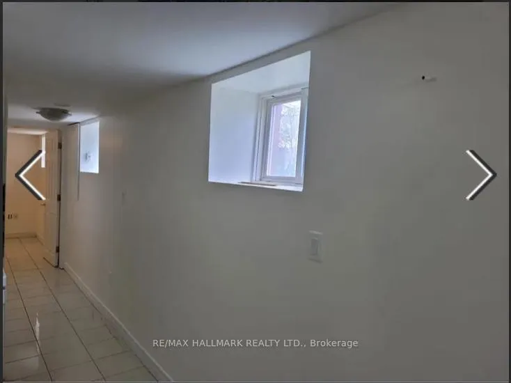 702 Bathurst Street, #Lower