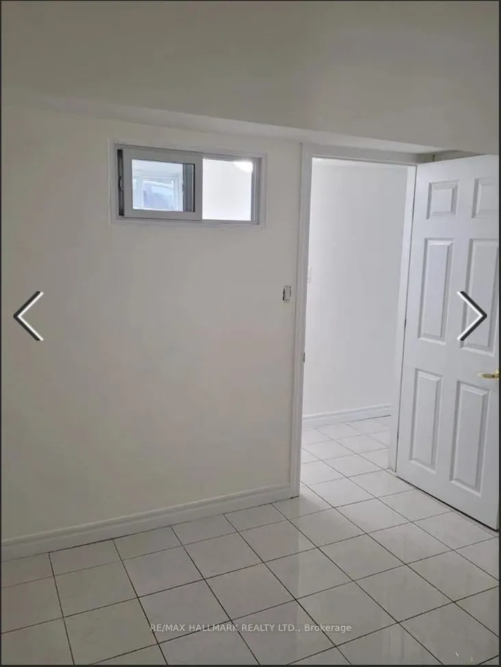 702 Bathurst Street, #Lower