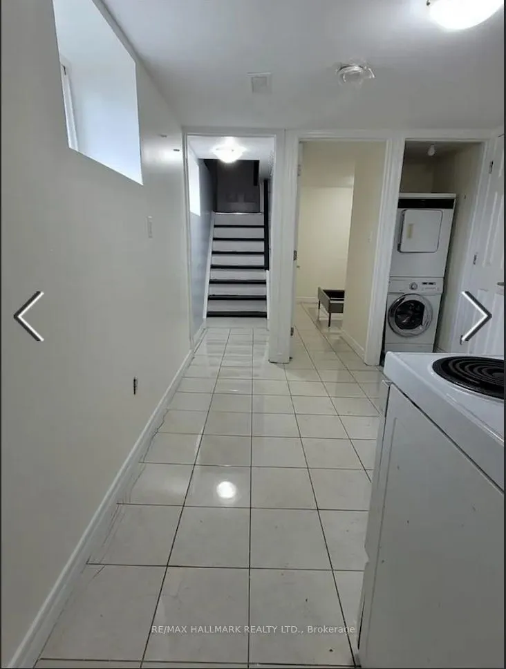 702 Bathurst Street, #Lower