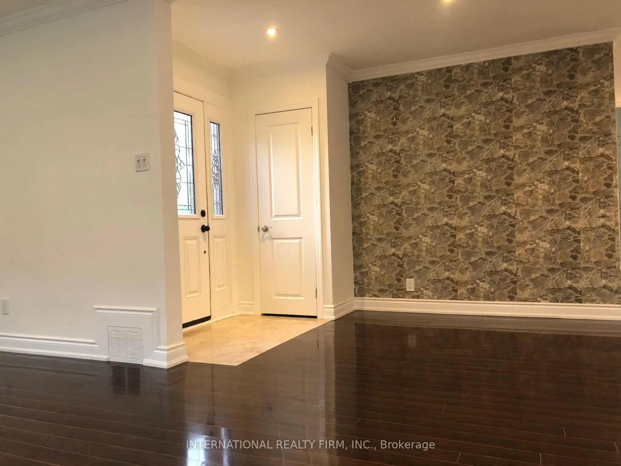 55 Kenton Drive