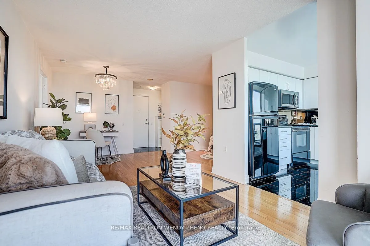 21 Hillcrest Avenue, #2702