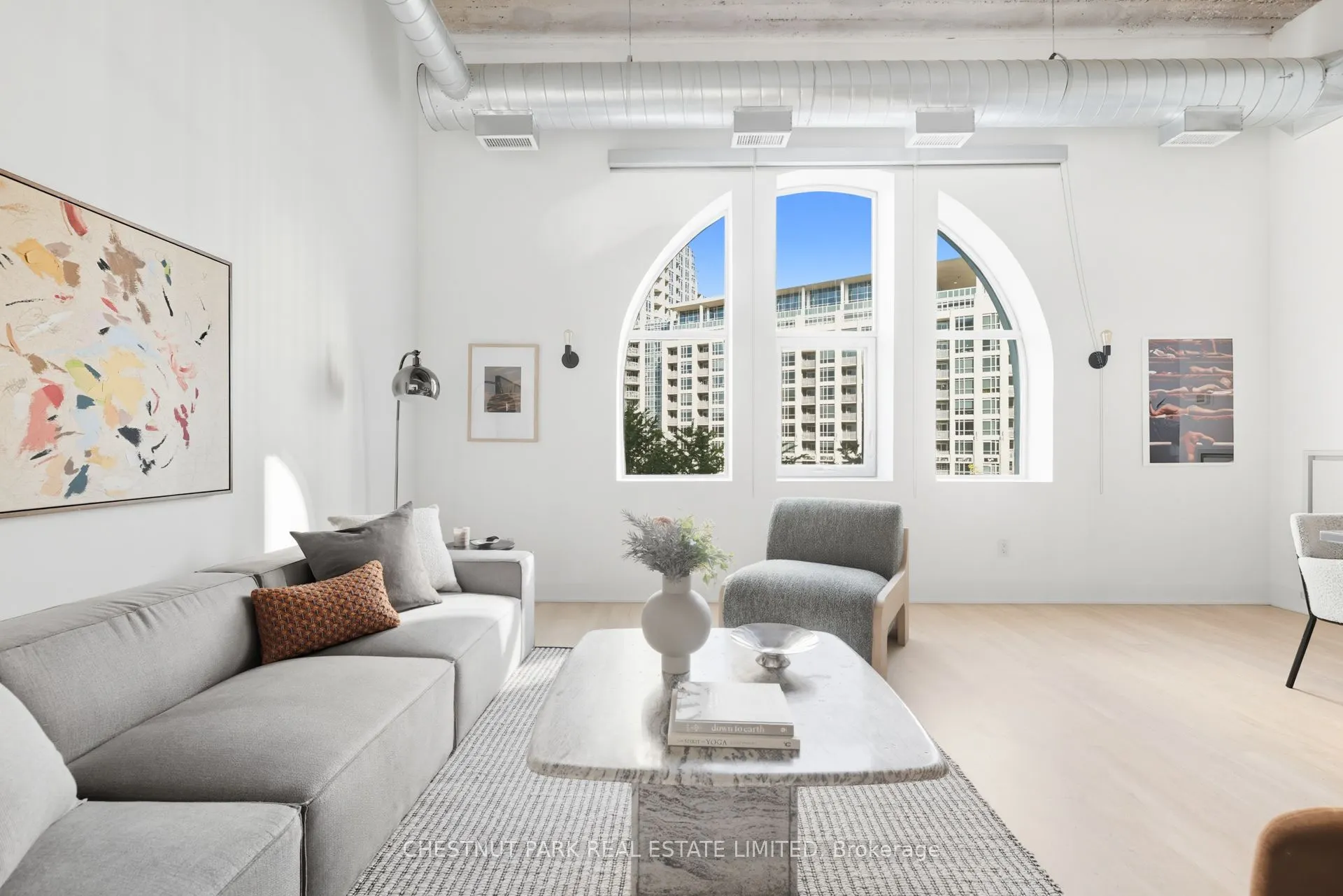 637 Lakeshore Boulevard W, #215
