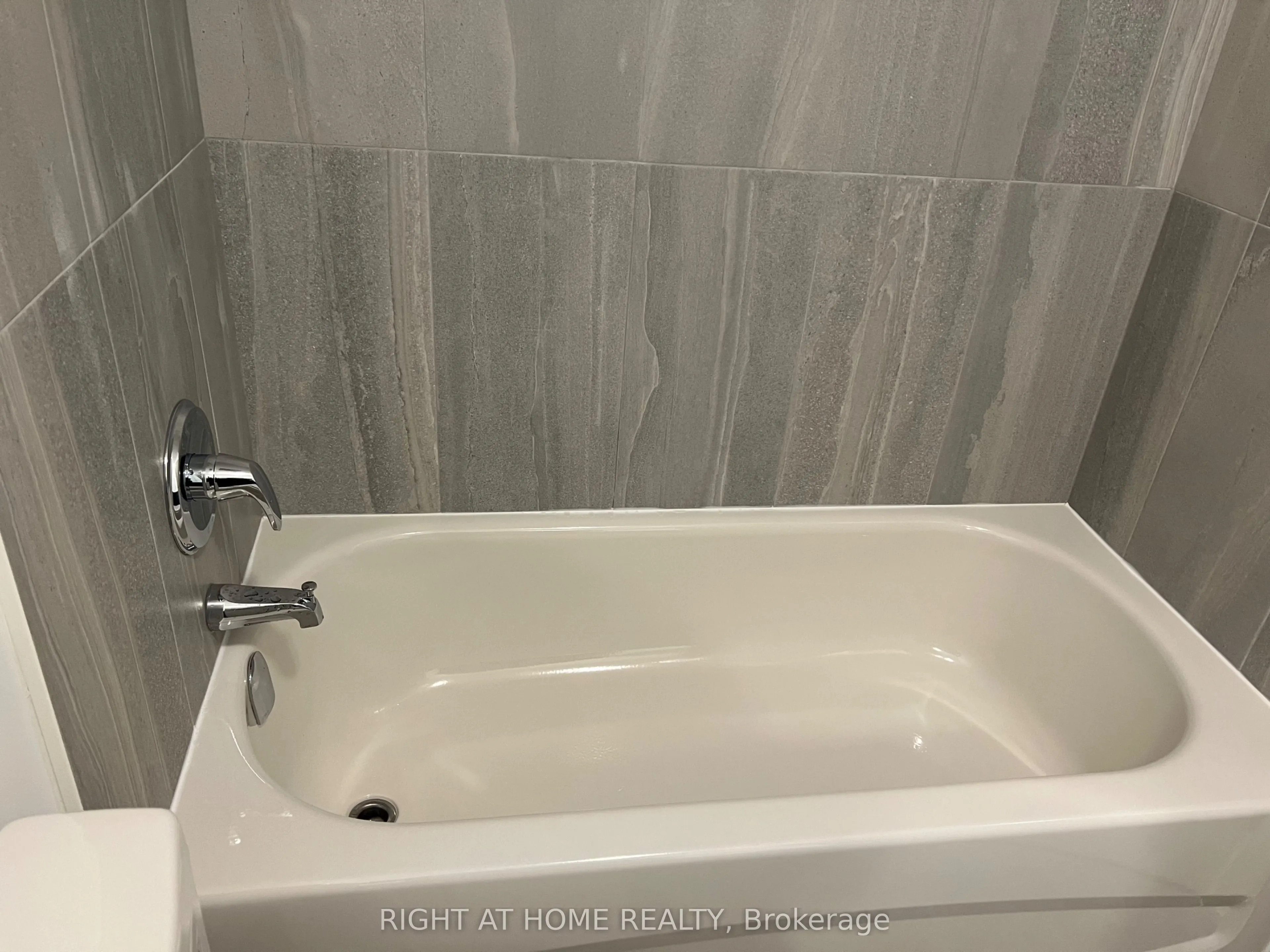 10 Marquette Avenue, #5