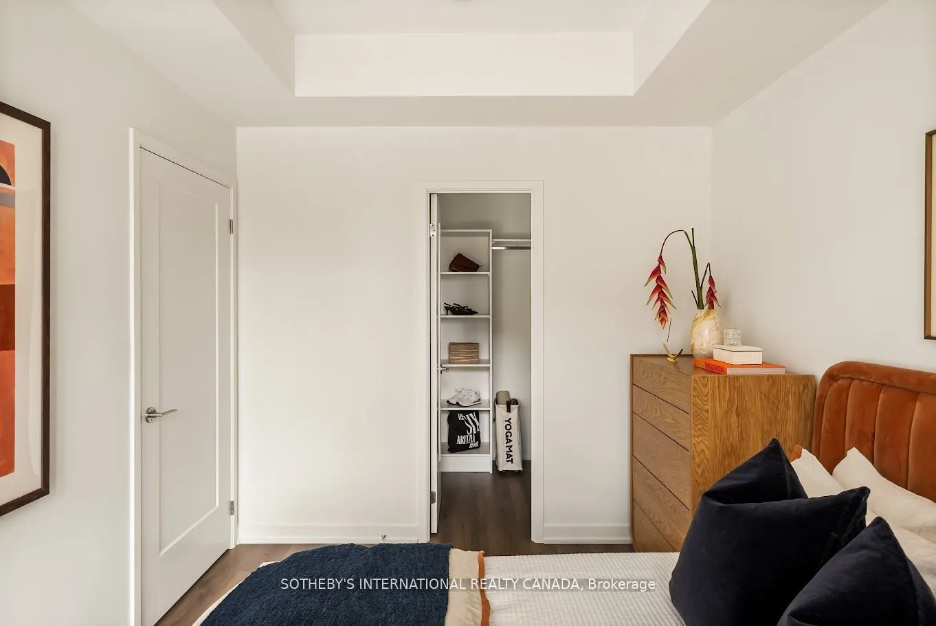 88 Bathurst Street, #1111