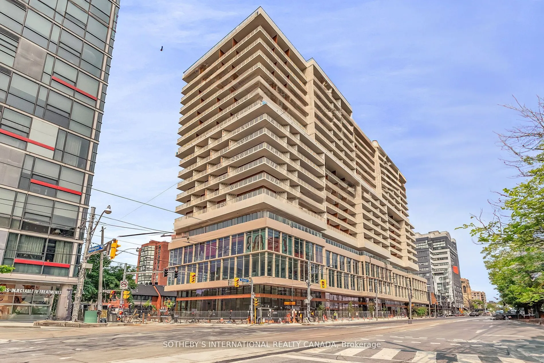 88 Bathurst Street, #1111