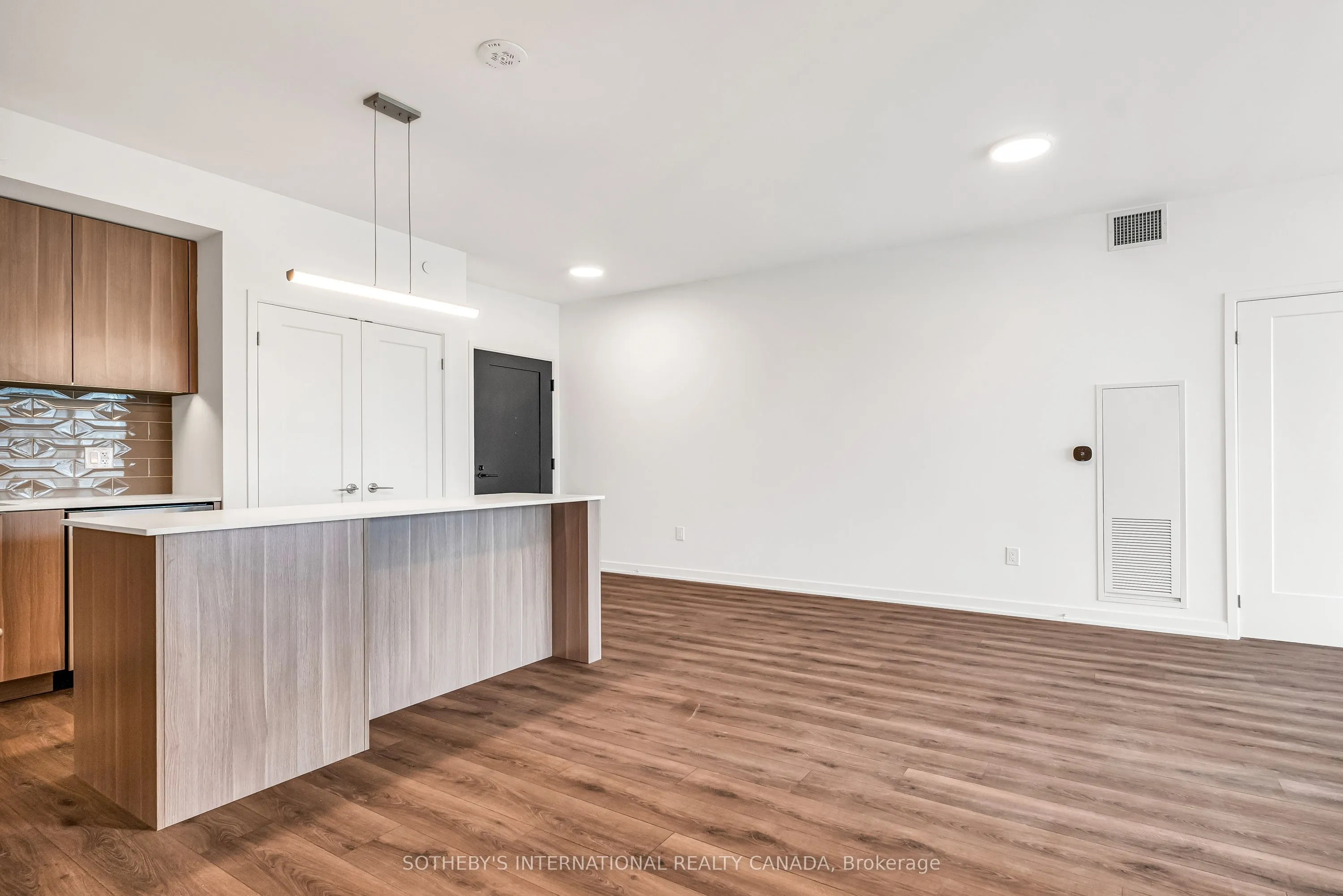88 Bathurst Street, #1122