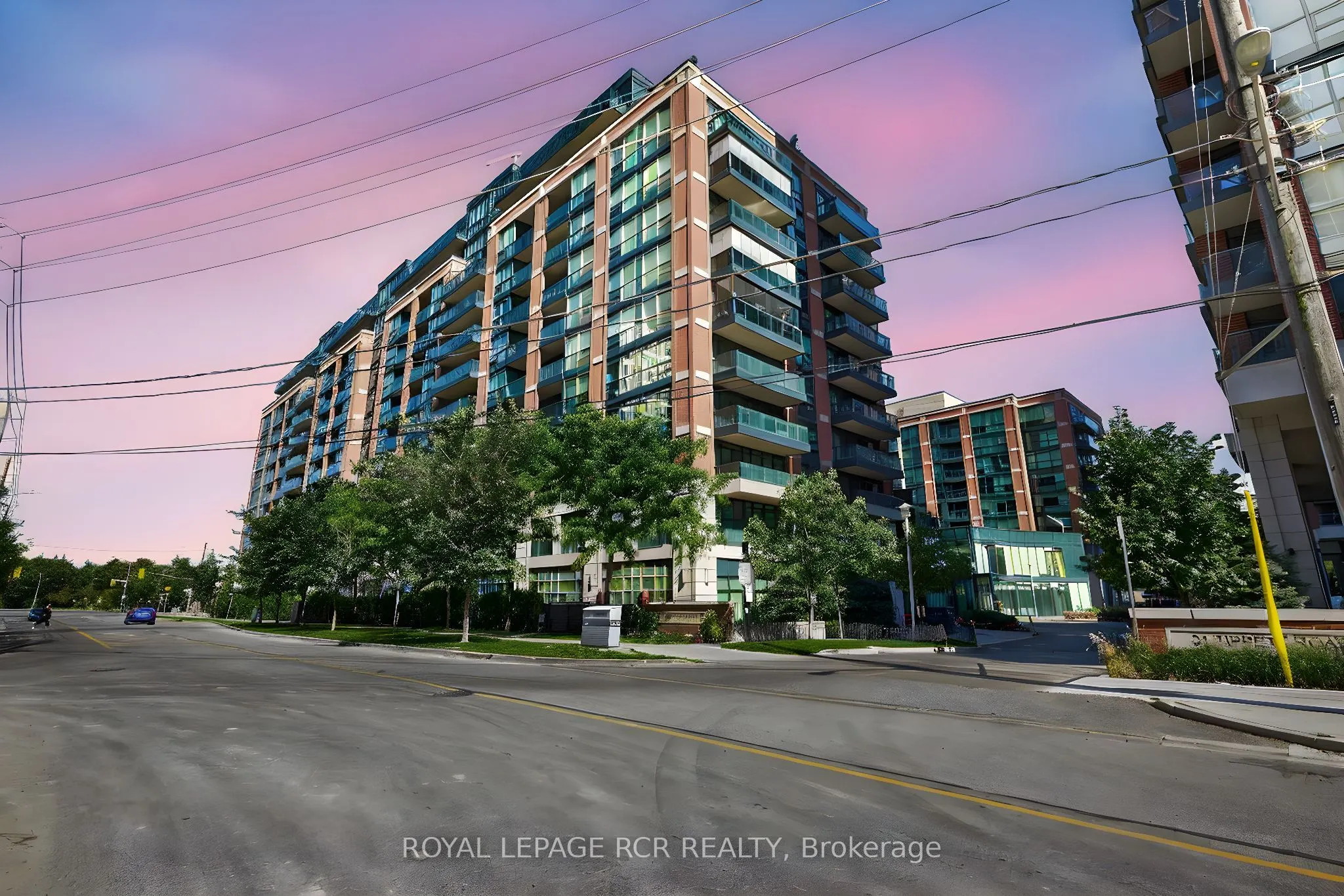 525 Wilson Avenue, #843