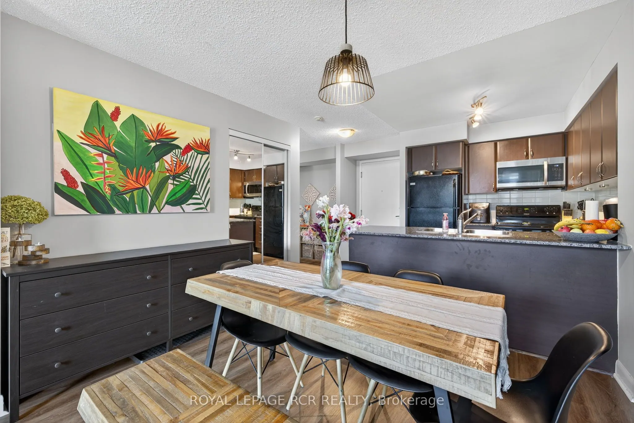 525 Wilson Avenue, #843