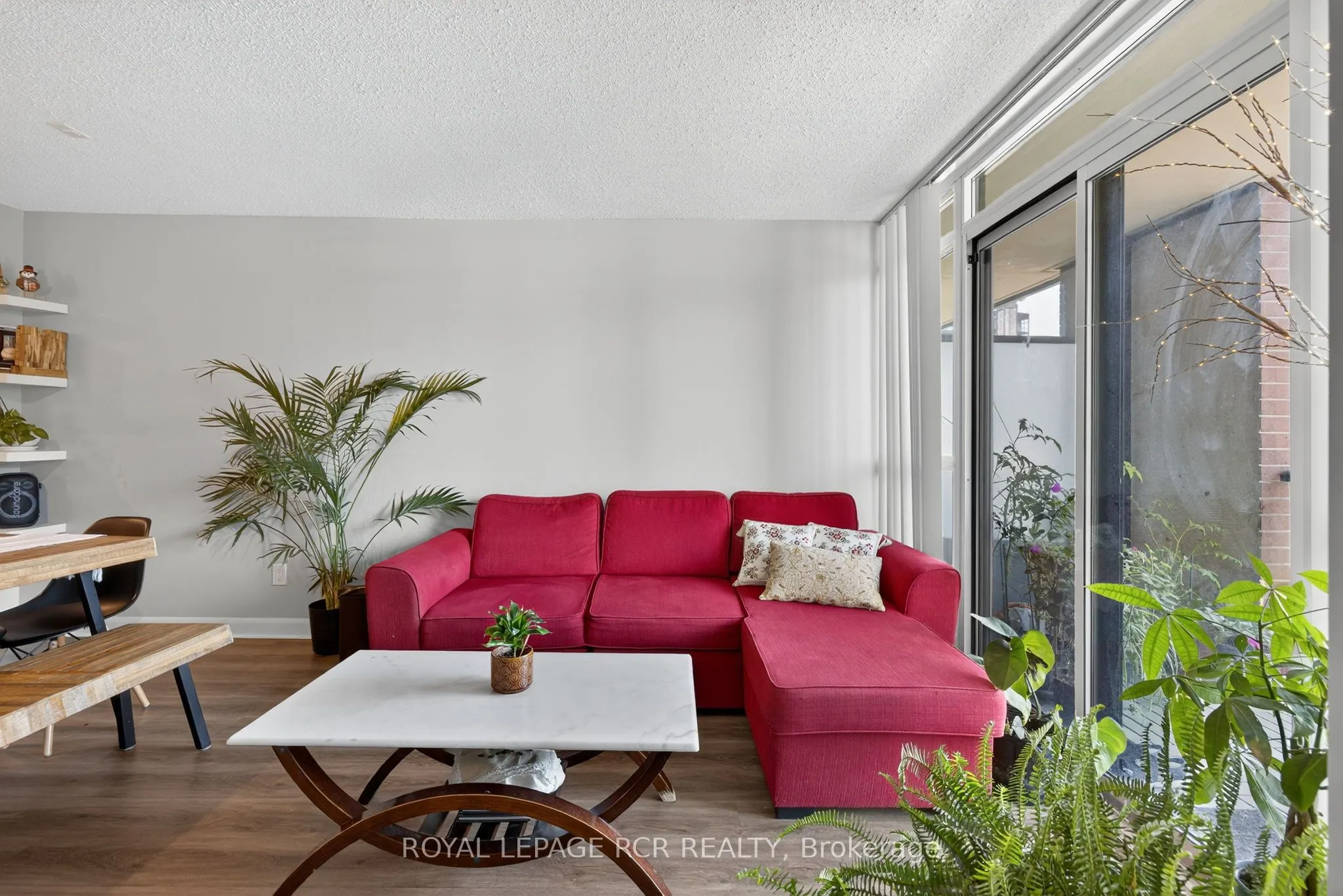 525 Wilson Avenue, #843