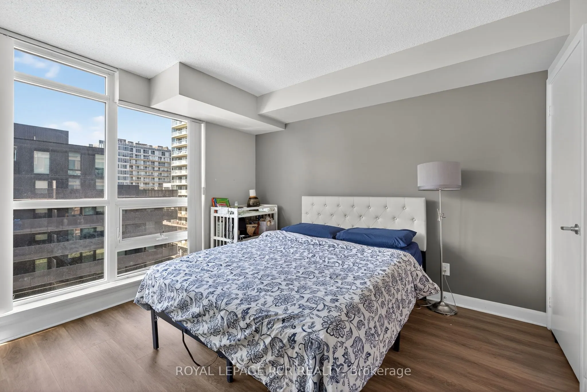 525 Wilson Avenue, #843