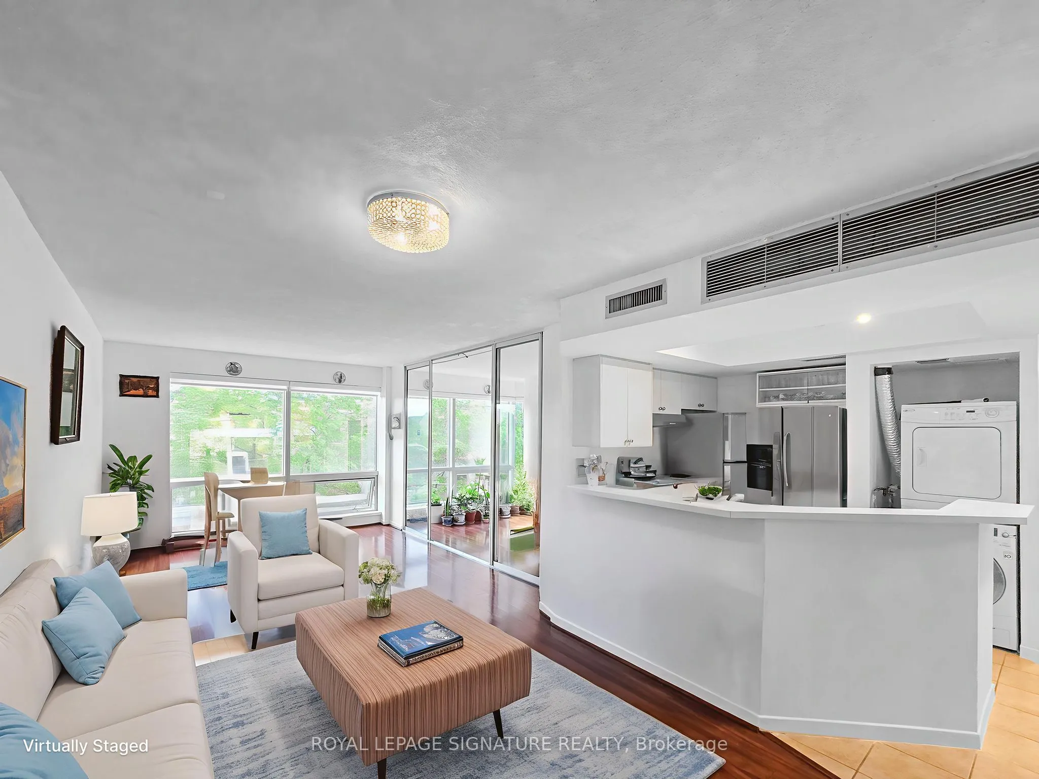 1001 Bay Street, #403