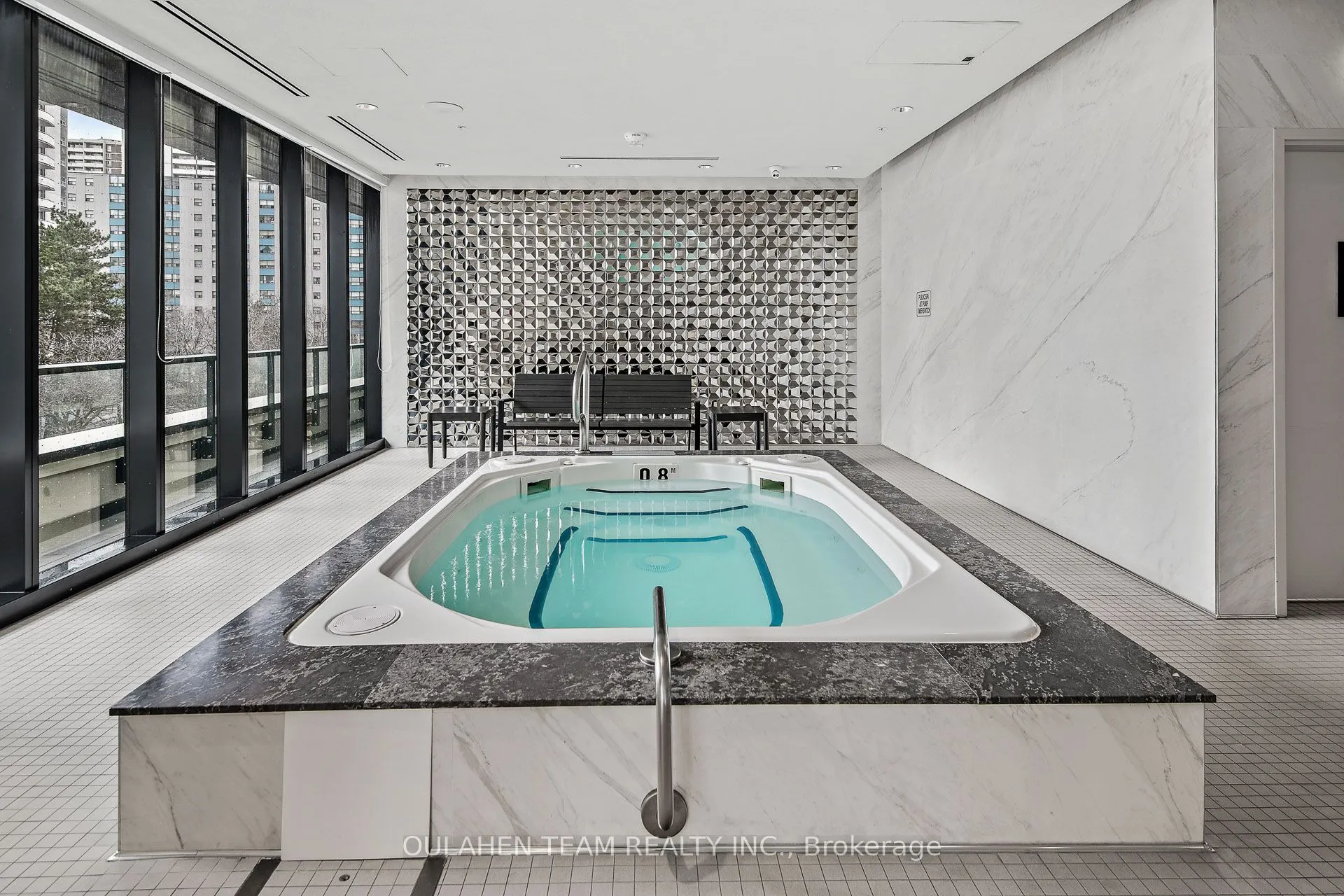 575 Bloor Street E, #1704