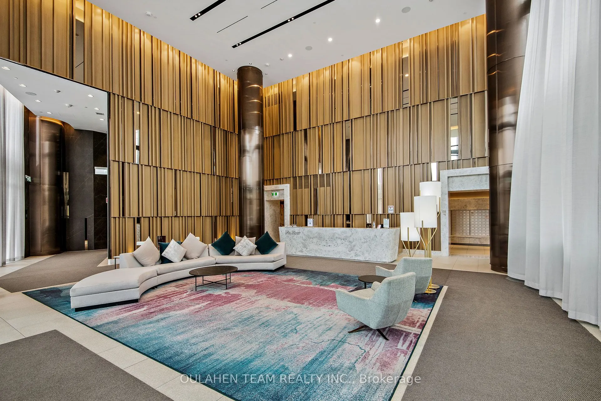 575 Bloor Street E, #1704