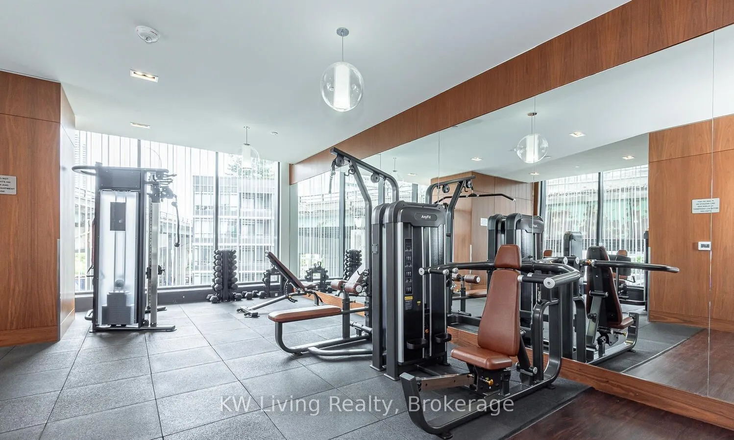 19 Bathurst Street, #1006