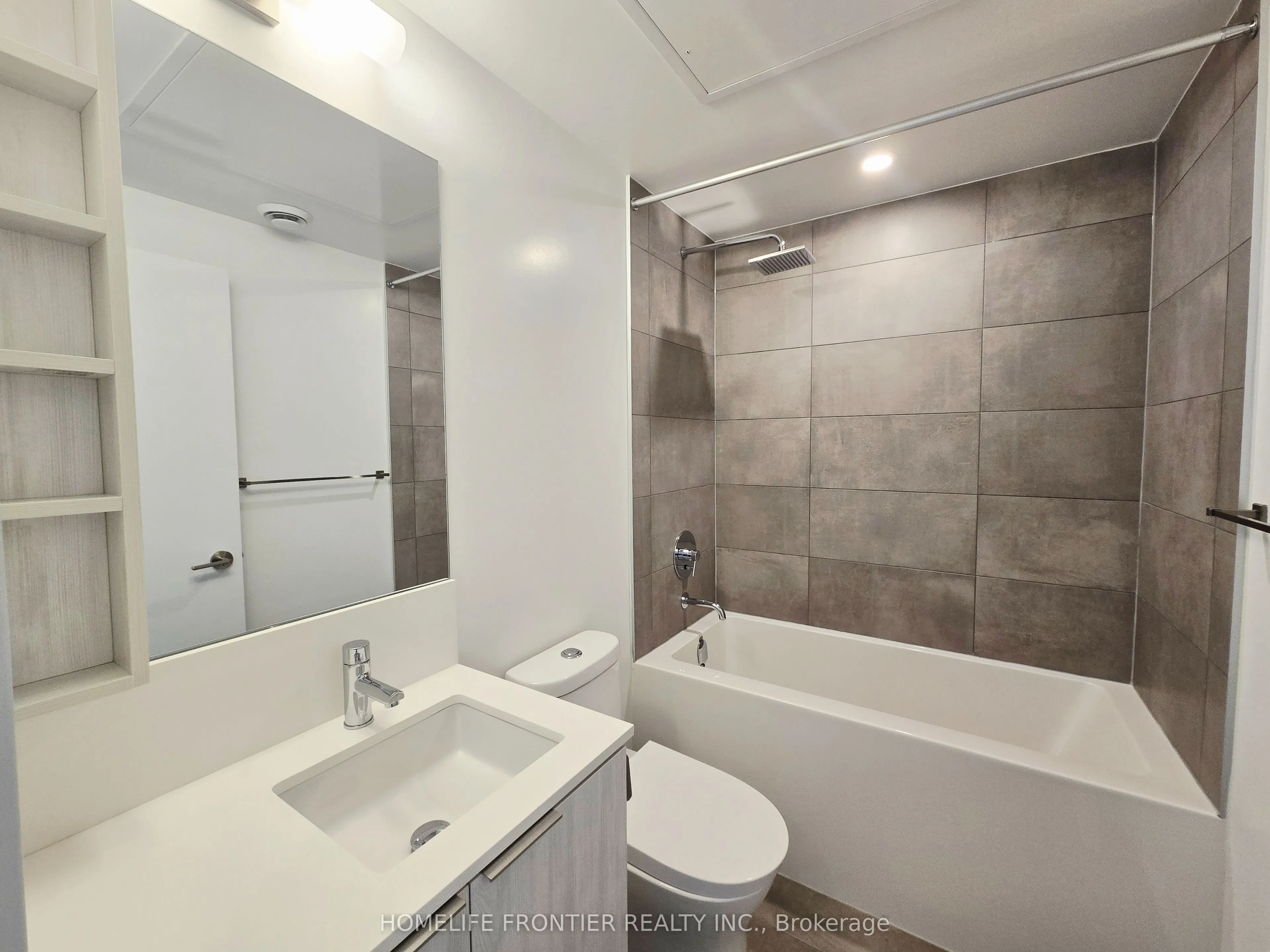 8 Wellesley Street W, #4807
