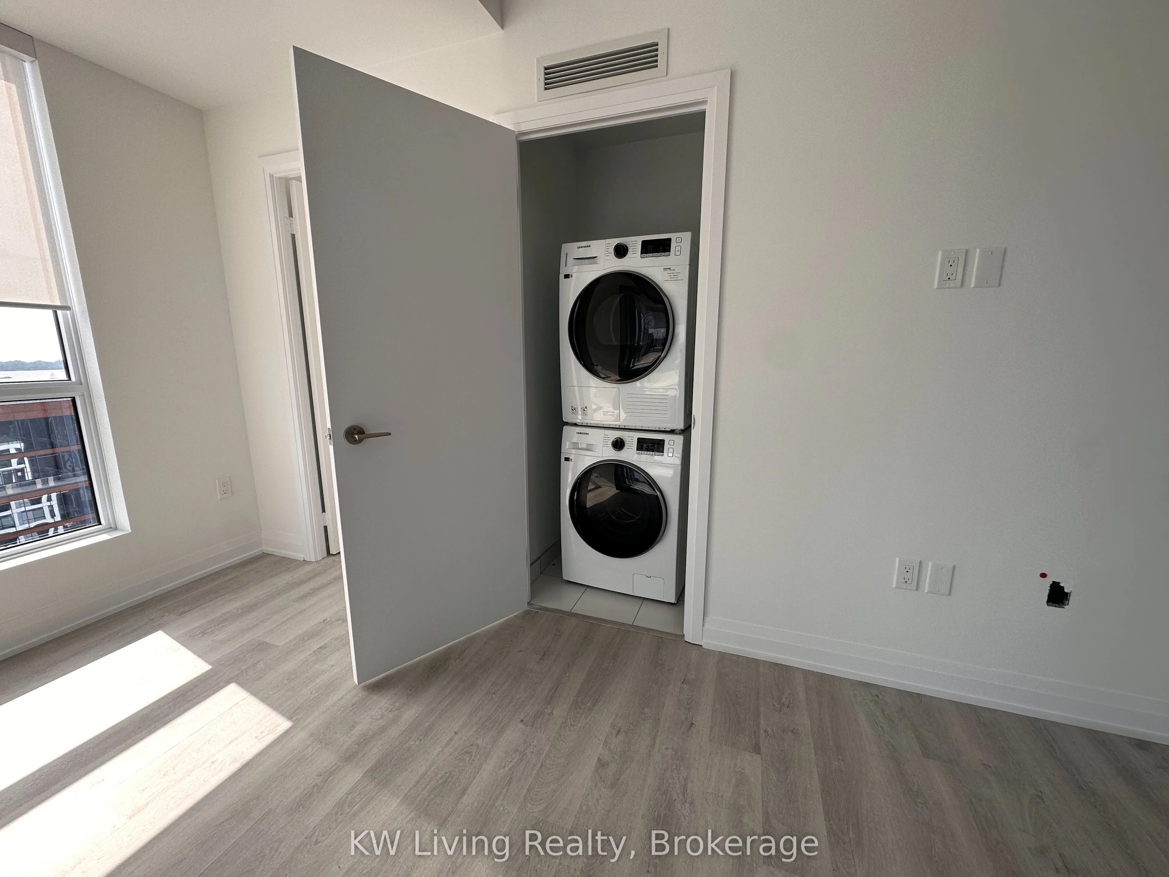 15 Richardson Street, #1706