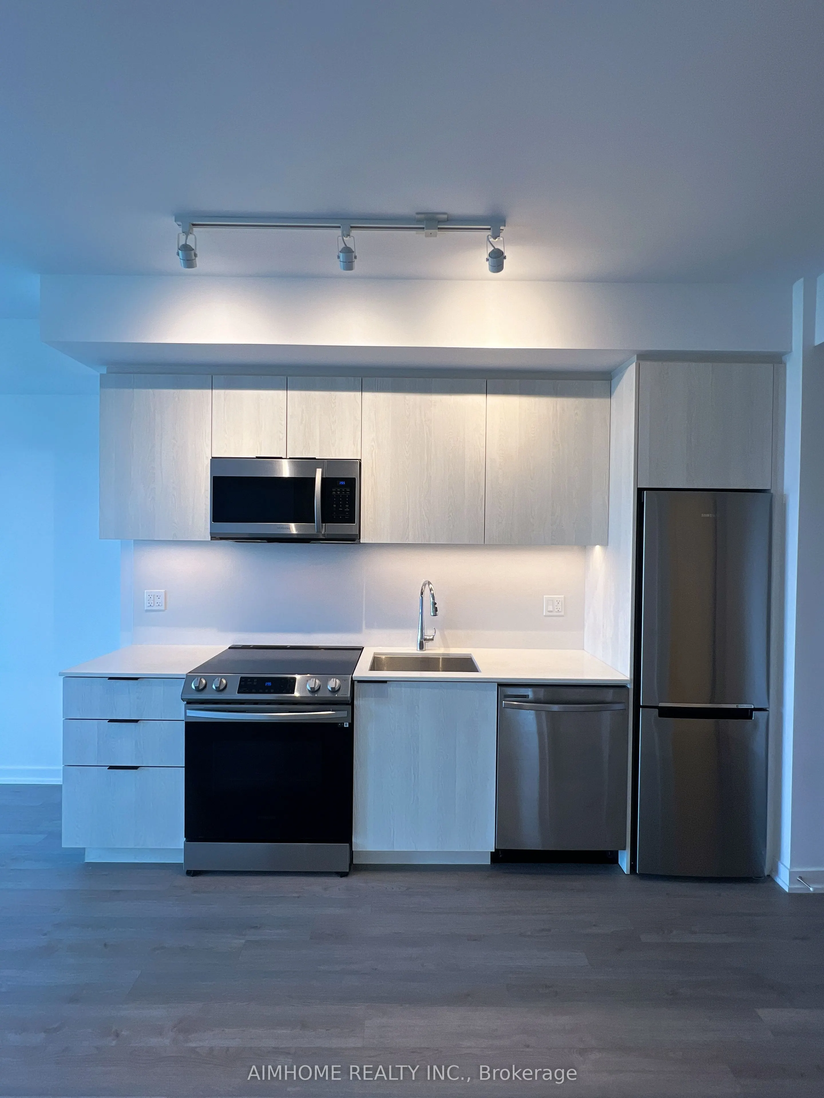 48 Power Street, #1604