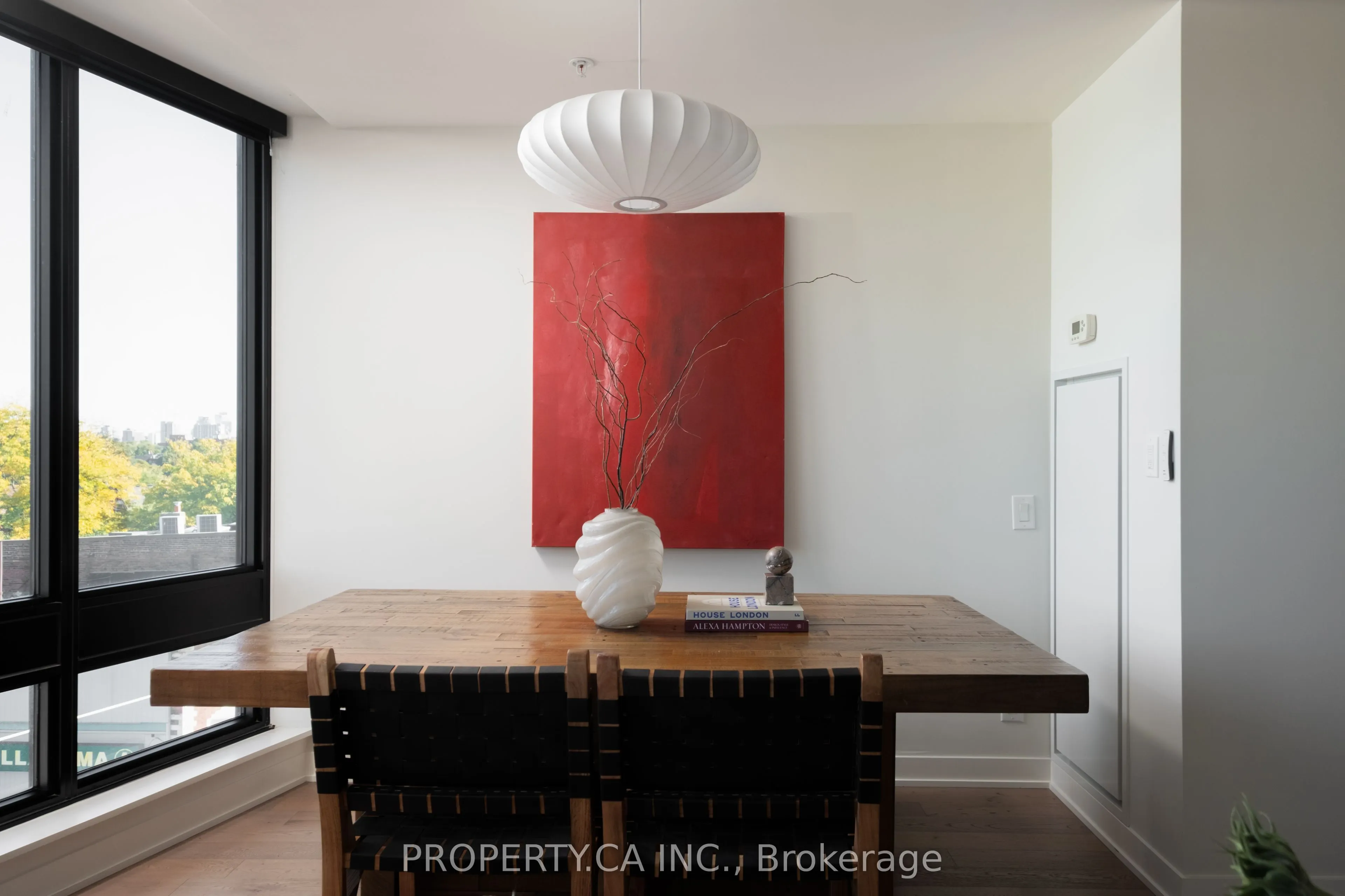 1239 Dundas Street W, #507