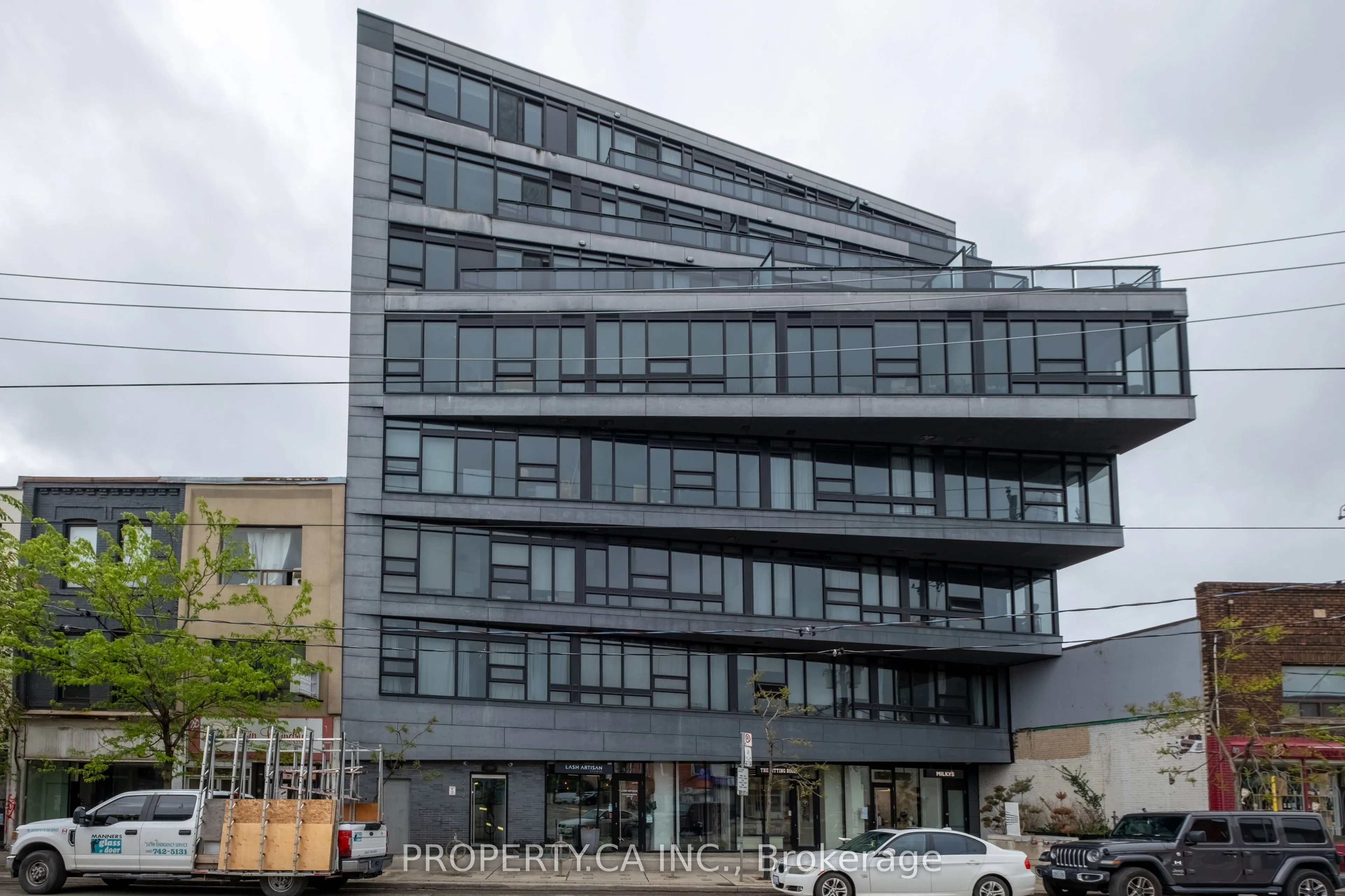 1239 Dundas Street W, #507