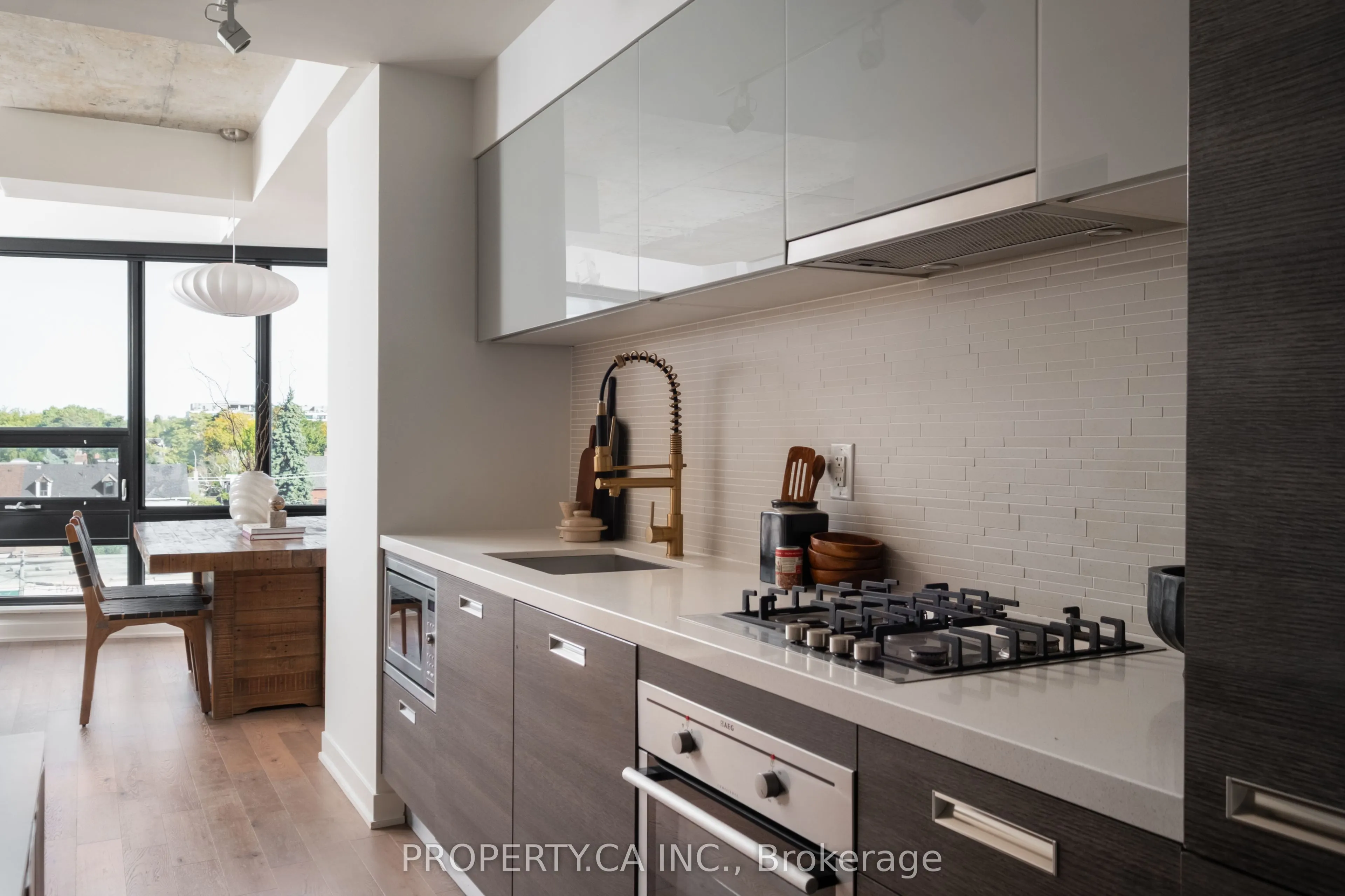 1239 Dundas Street W, #507