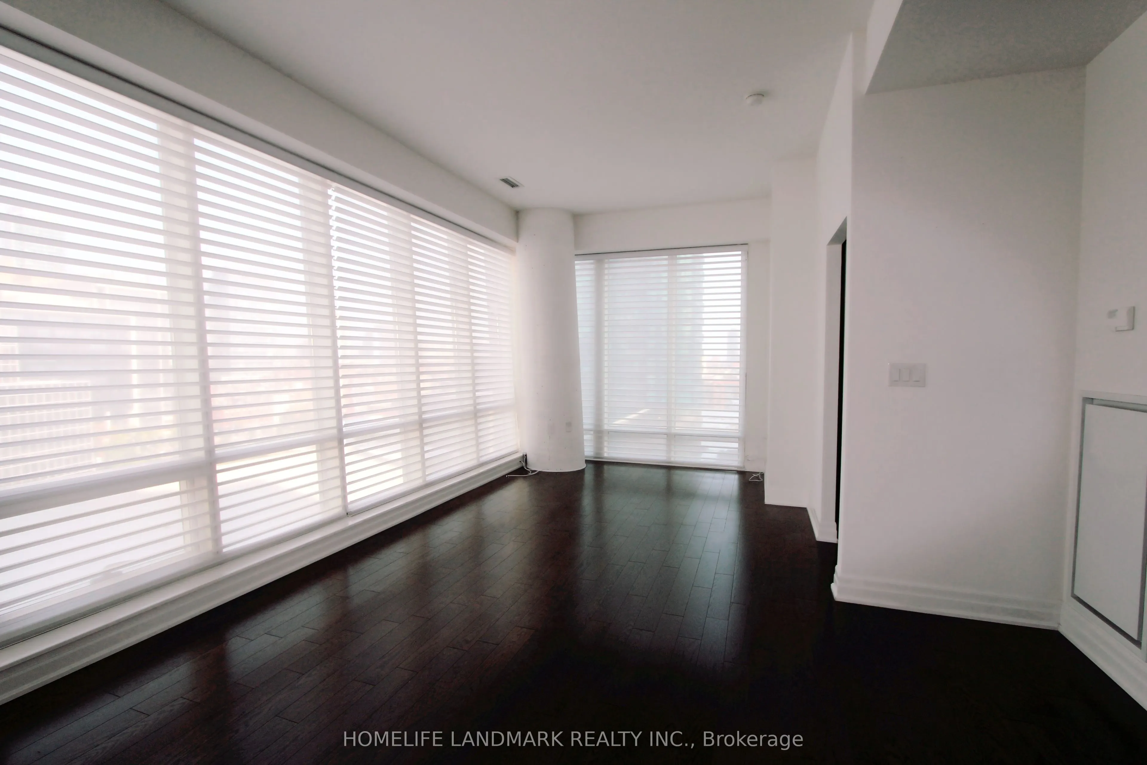 8 The Esplanade, #1107