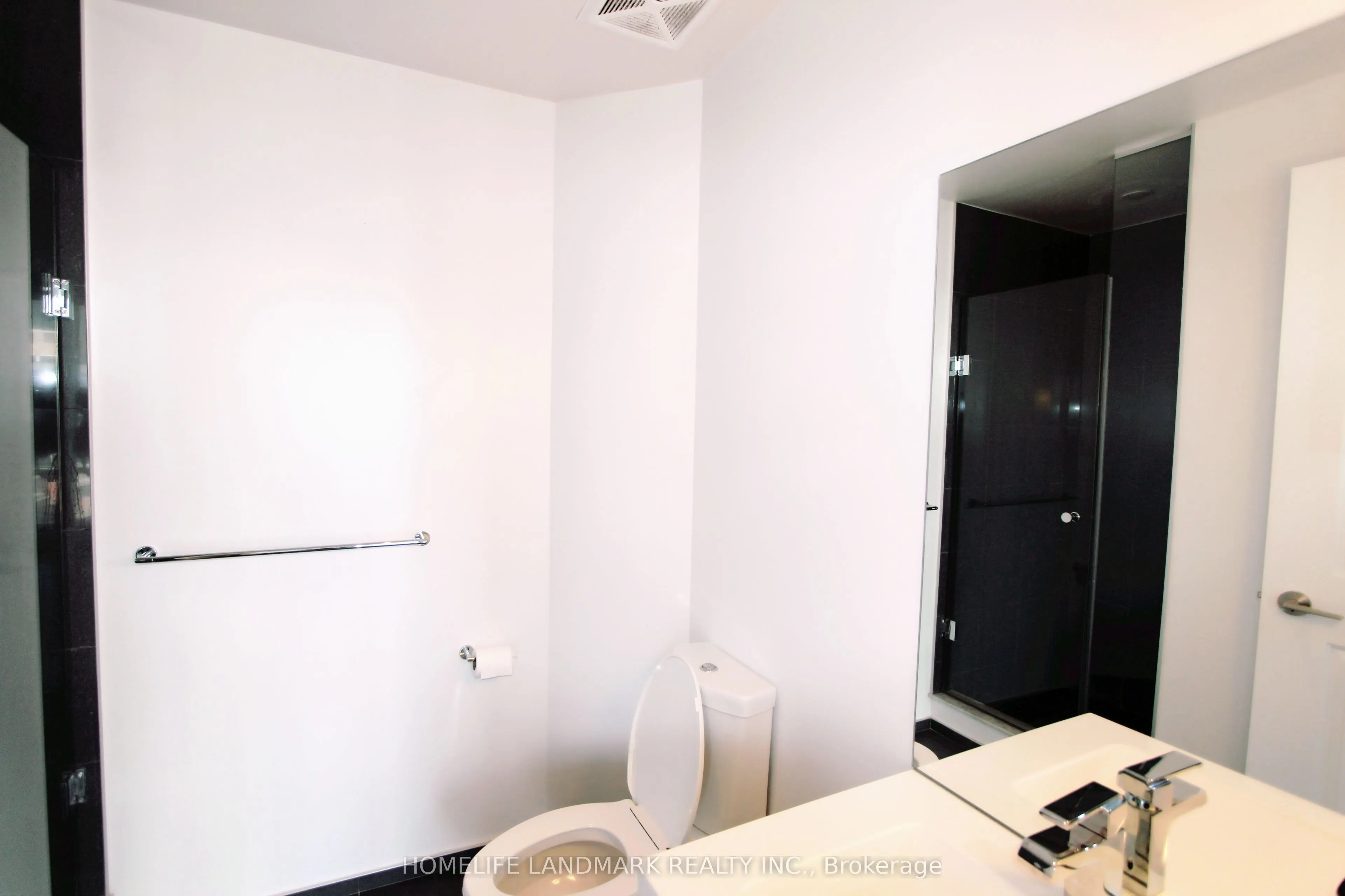 8 The Esplanade, #1107
