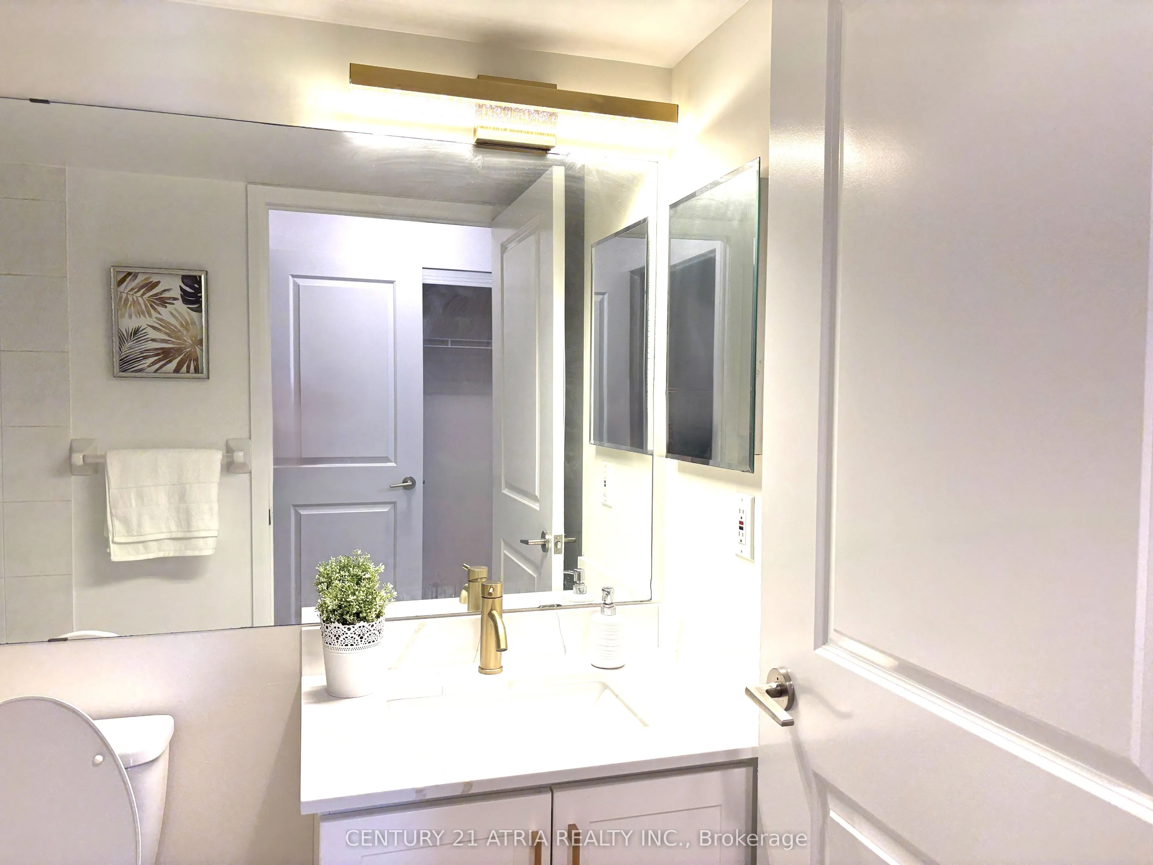 4968 Yonge Street, #1612