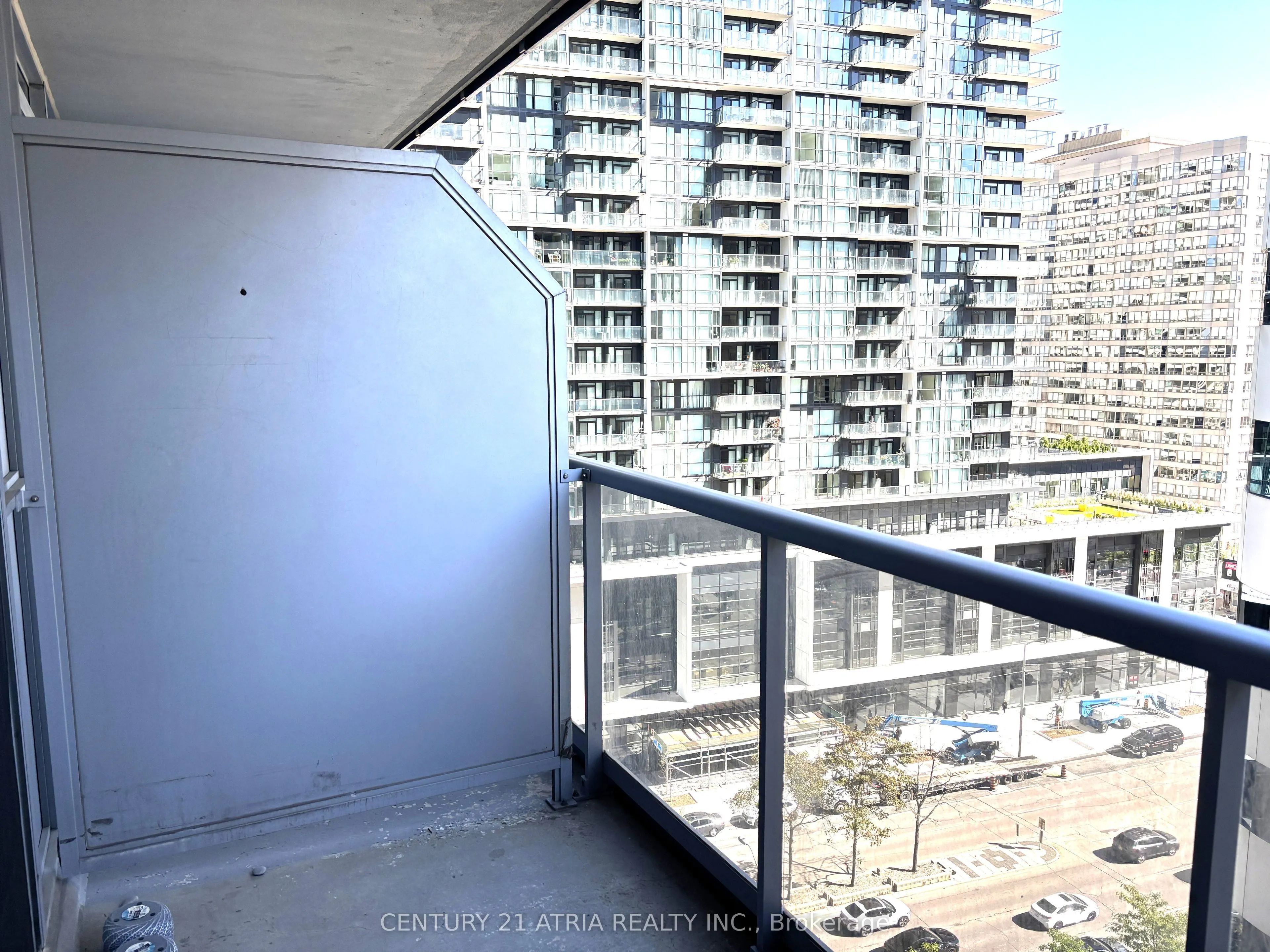 4968 Yonge Street, #1612