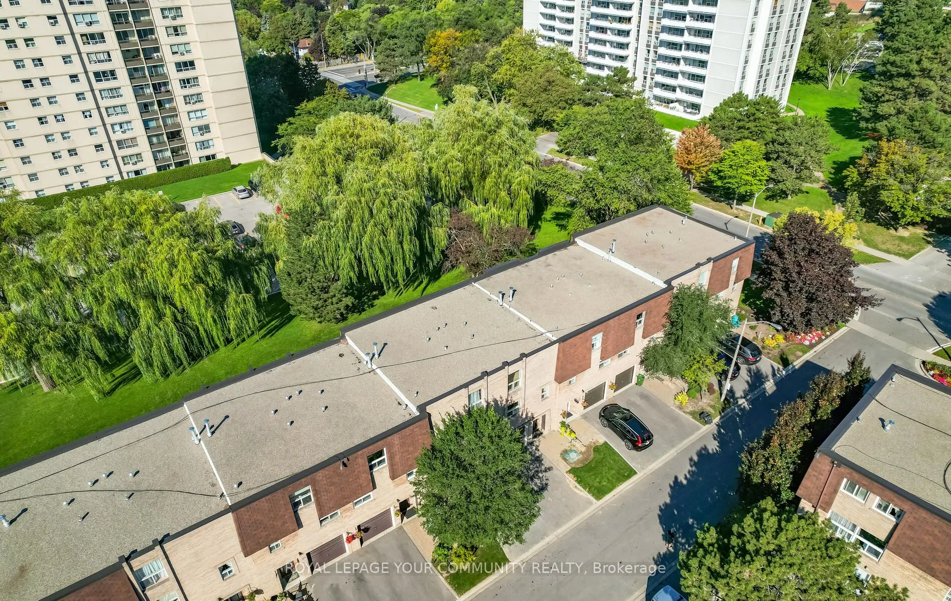 10 Village Green Way, #5