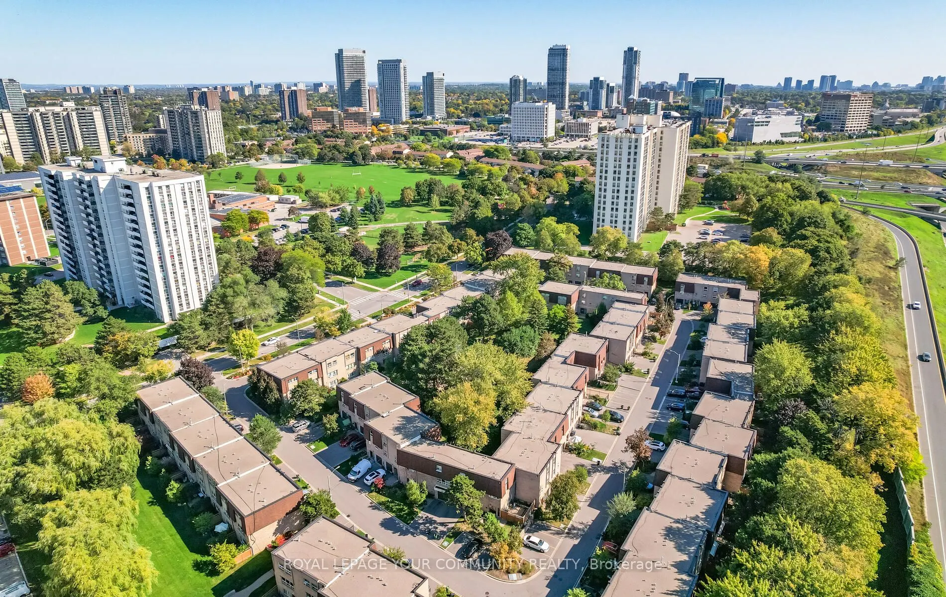 10 Village Green Way, #5