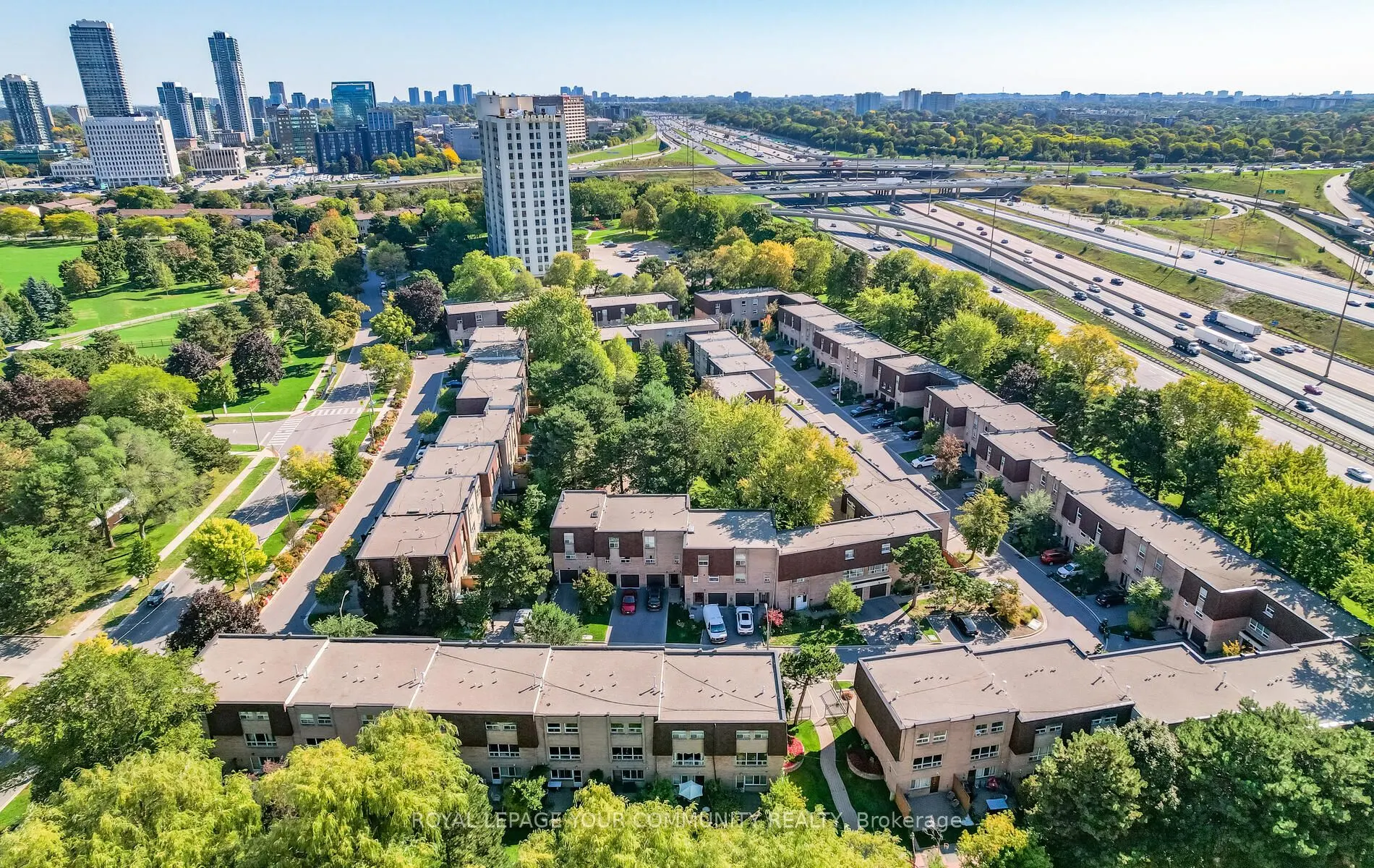10 Village Green Way, #5