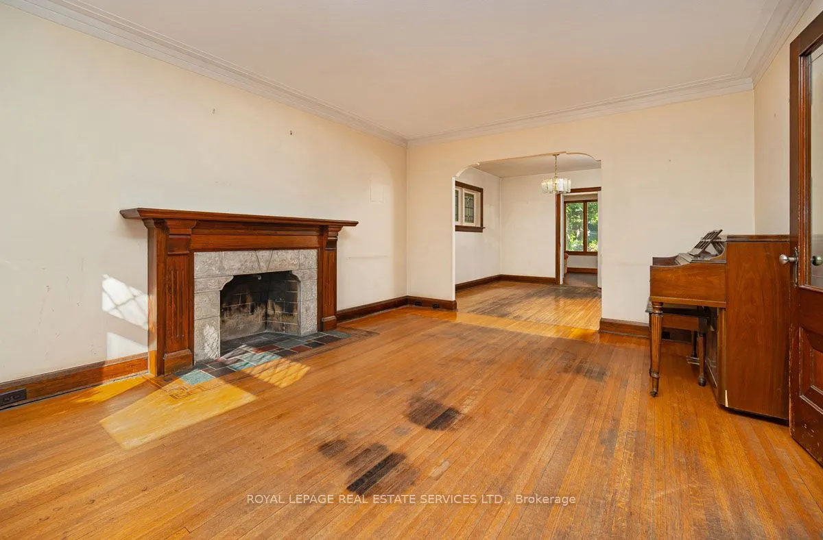 2 Parklea Drive