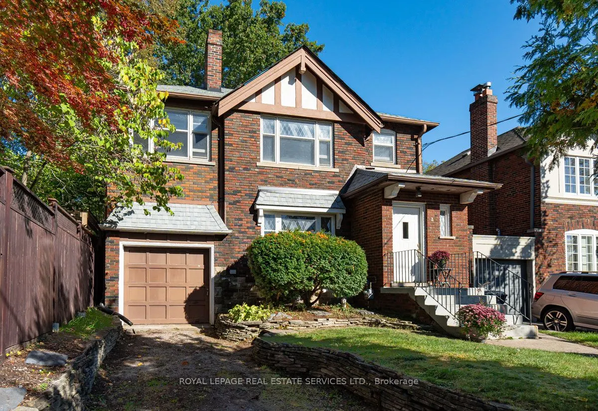 2 Parklea Drive