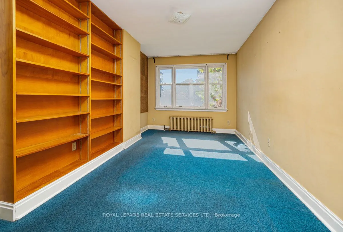 2 Parklea Drive