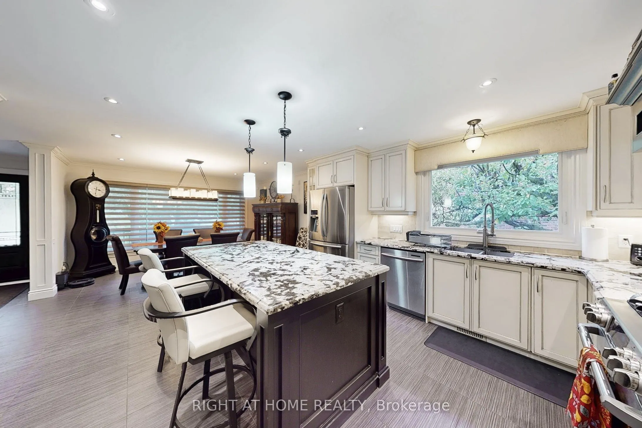 11 Tefley Road