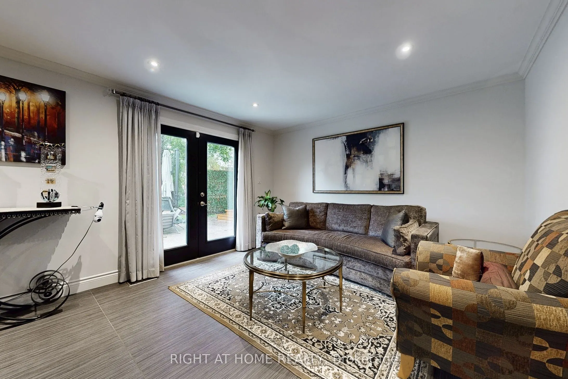 11 Tefley Road