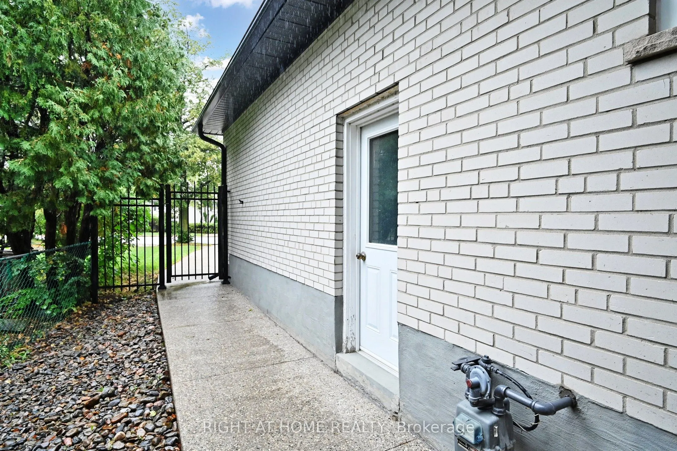 11 Tefley Road