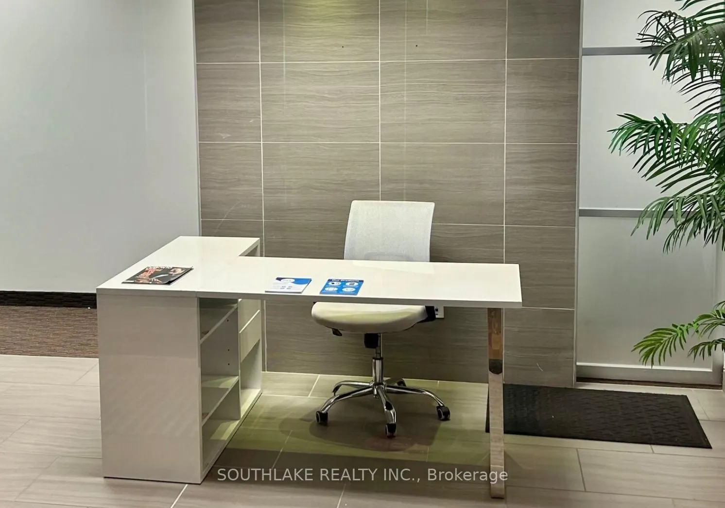 920 Yonge Street, #9